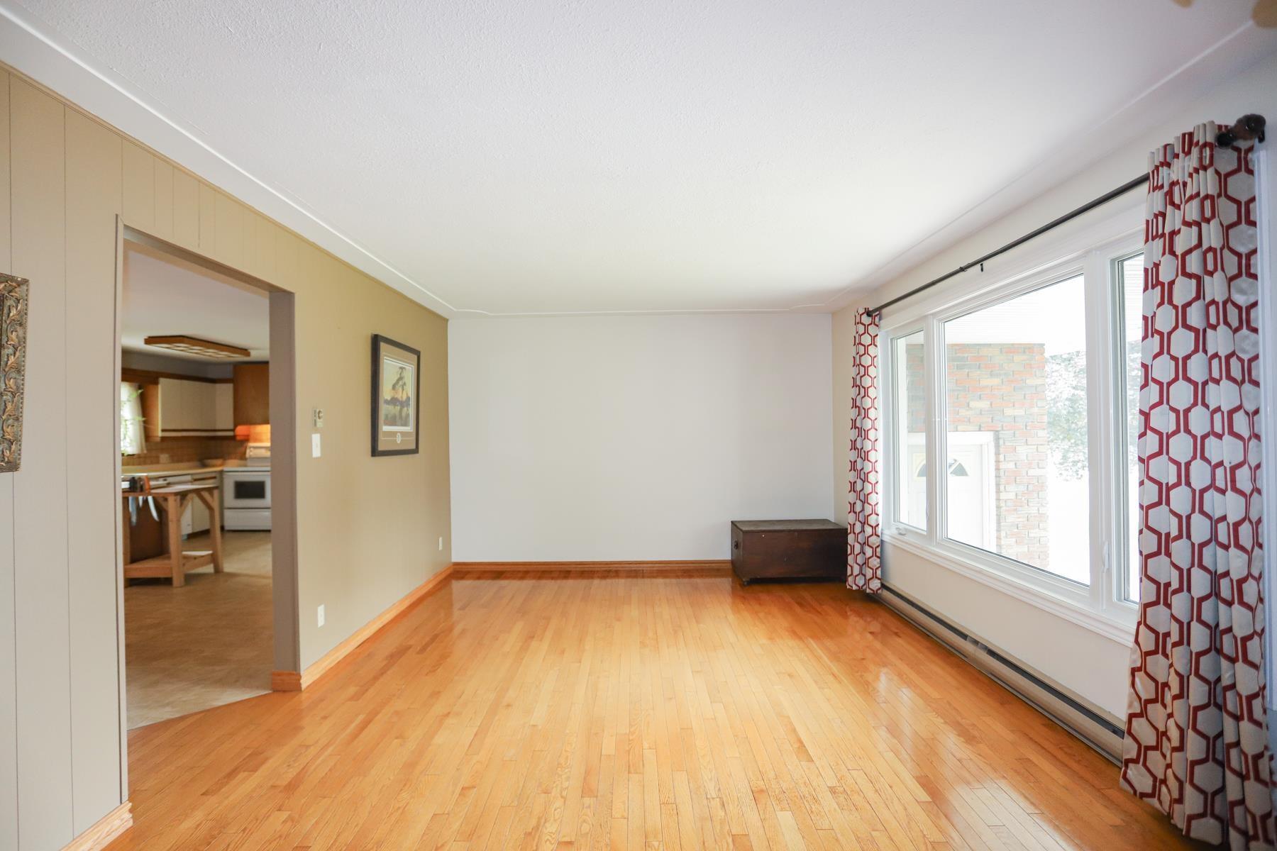 Photo 10 of 24 Granite Street, Sault Ste Marie, Ward 4 — HOMEH