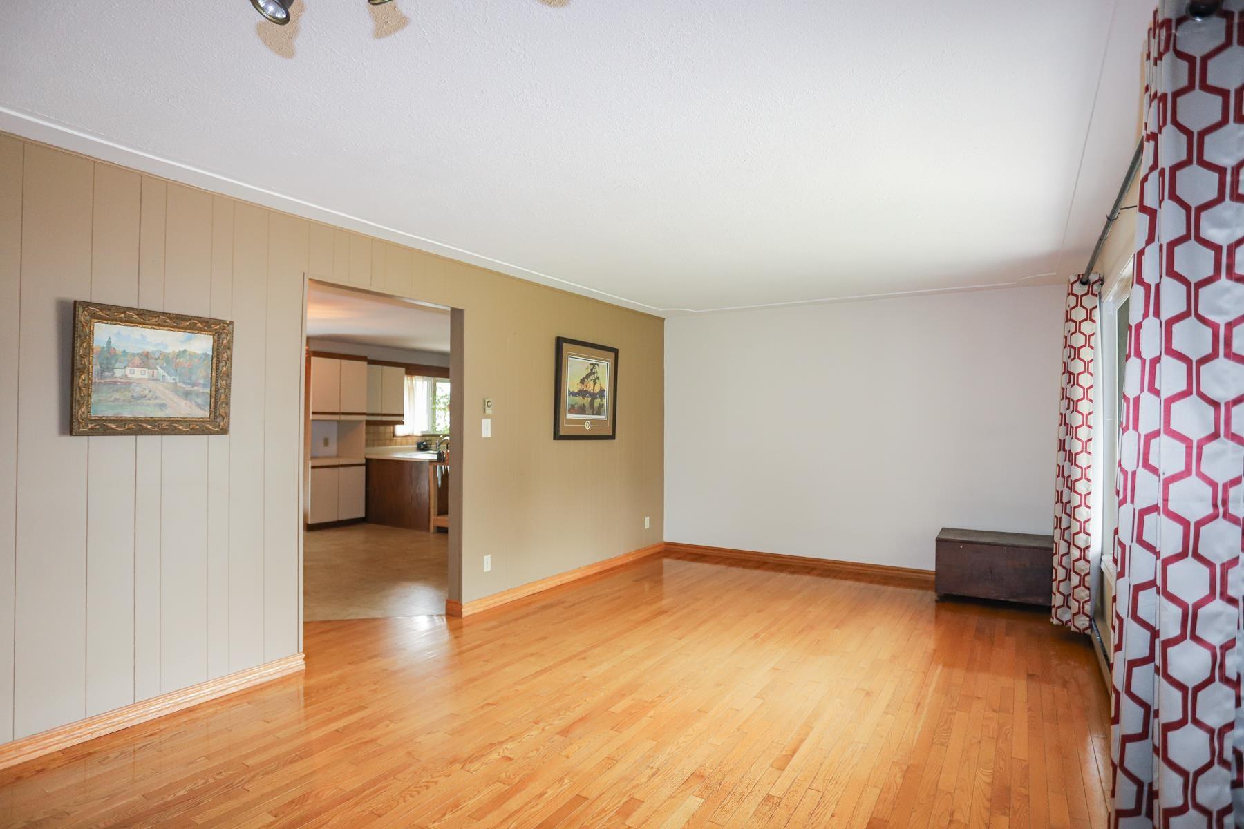 Photo 11 of 24 Granite Street, Sault Ste Marie, Ward 4 — HOMEH