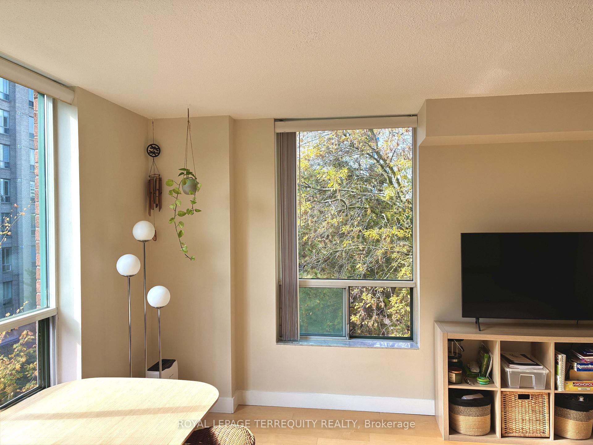 Photo 10 of Unit 524, 95 Prince Arthur Avenue, Toronto, The Annex — HOMEH