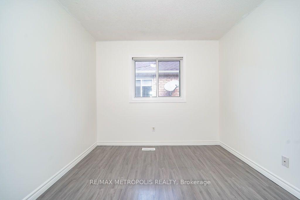 Photo 17 of Unit Main, 195 Vodden Street E, Brampton, Brampton North — HOMEH