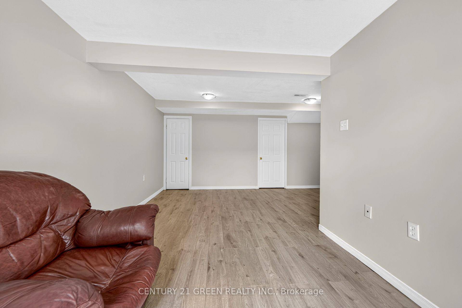 Photo 30 of 69 Brookfield Crescent, Kitchener, Country Hills West — HOMEH
