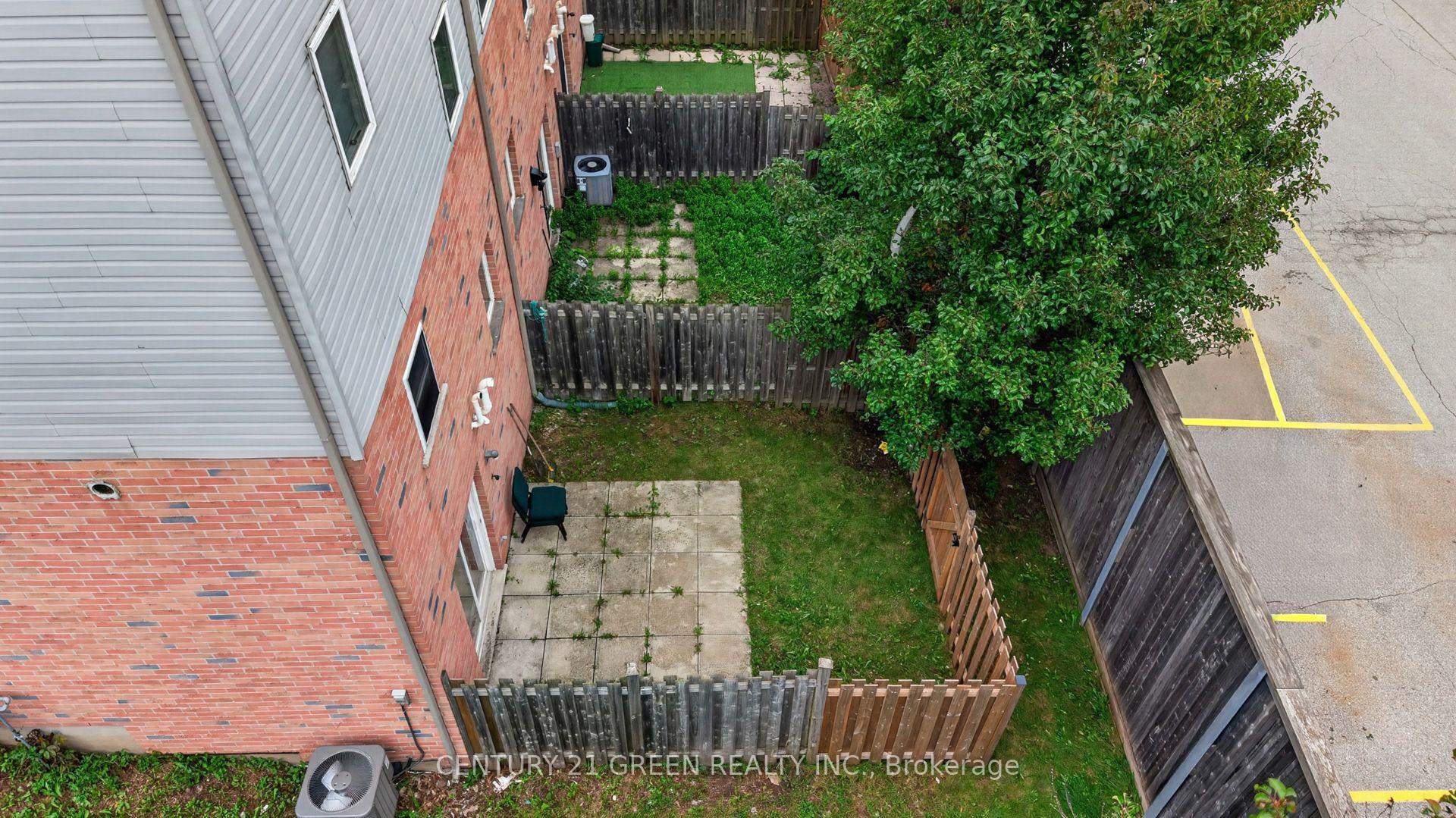 Photo 34 of 69 Brookfield Crescent, Kitchener, Country Hills West — HOMEH