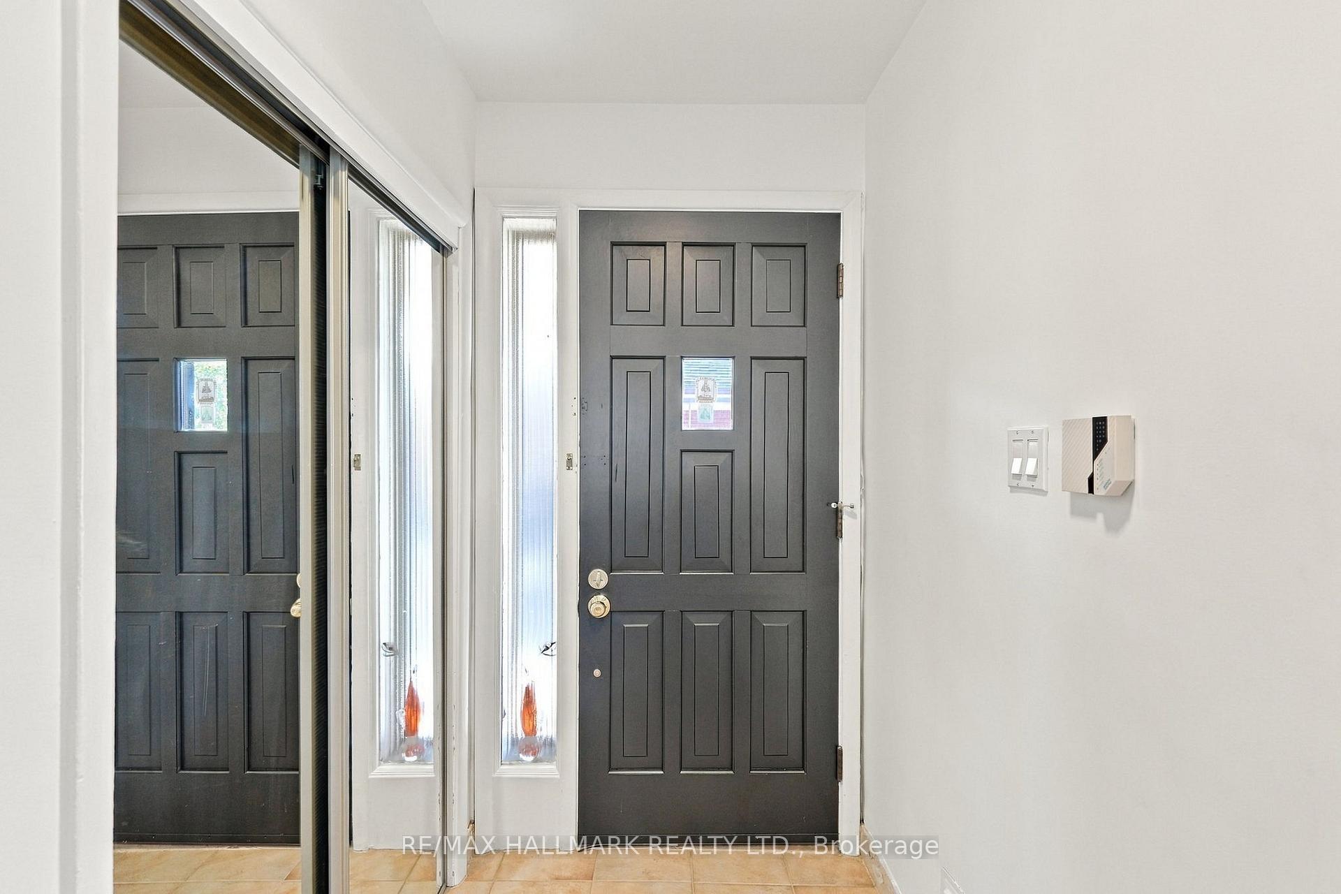 Photo 50 of 29 Willowbrook Road, Etobicoke, Mimico — HOMEH