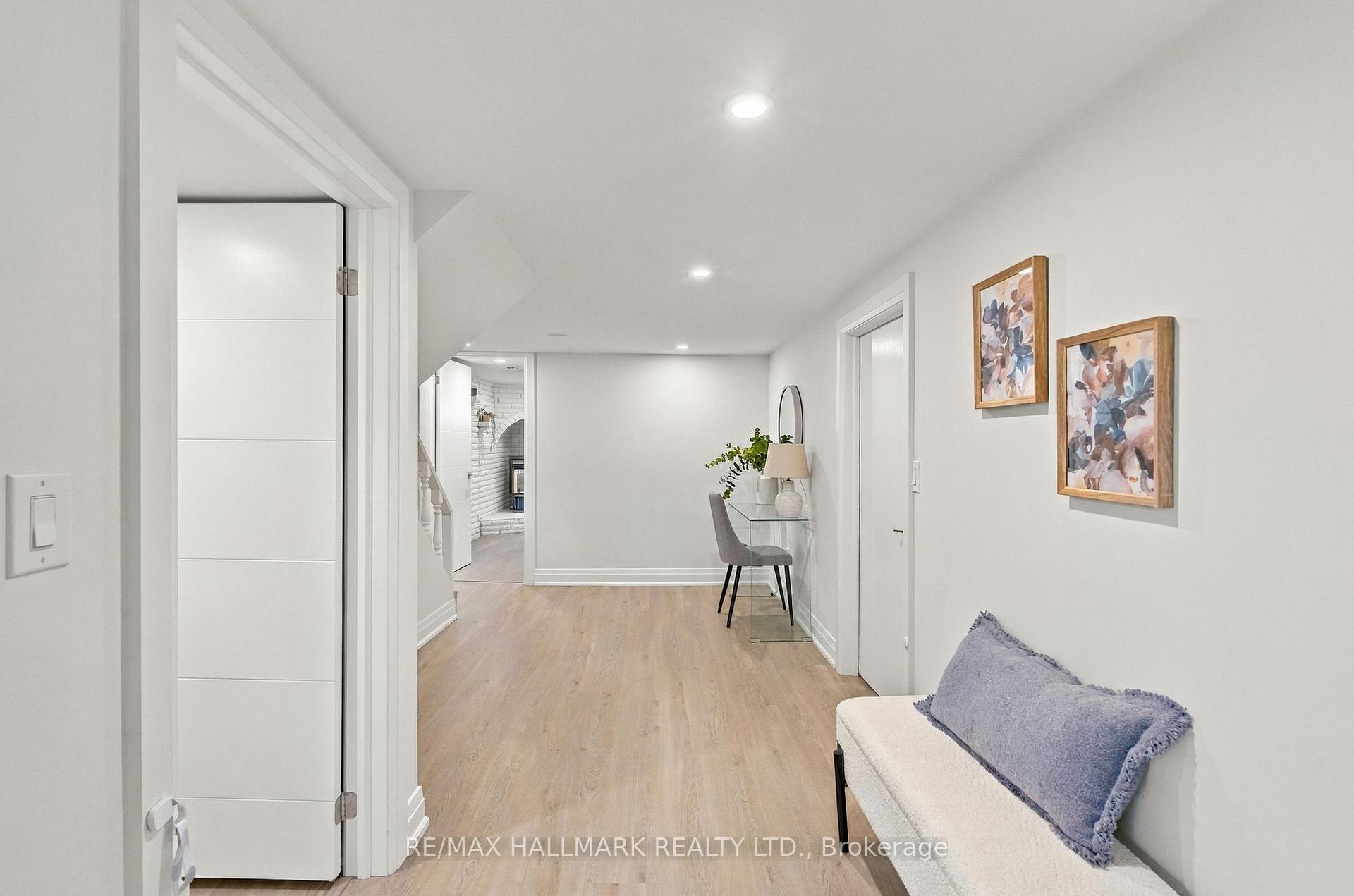 Photo 20 of 29 Willowbrook Road, Etobicoke, Mimico — HOMEH