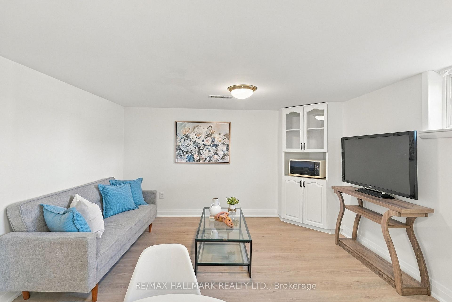 Photo 37 of 29 Willowbrook Road, Etobicoke, Mimico — HOMEH