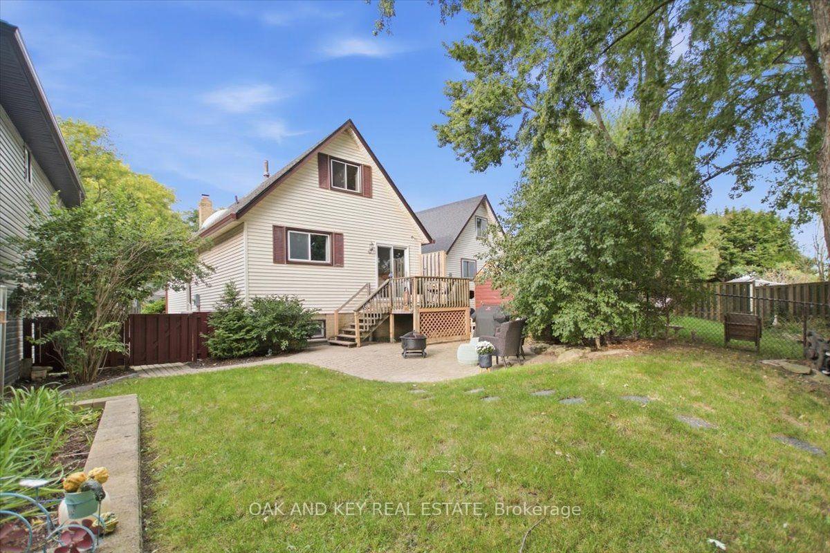 Photo 18 of 15 Chancton Crescent, London, South Y — HOMEH