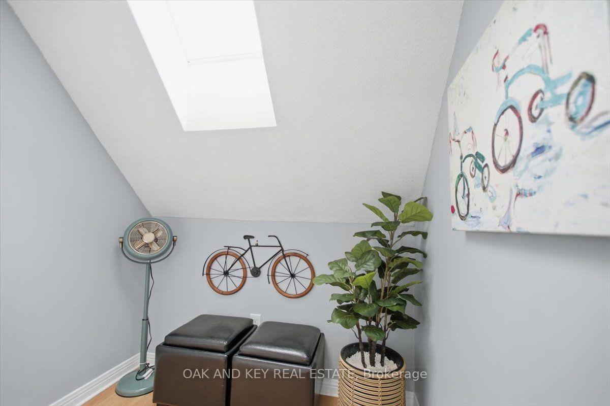 Photo 26 of 15 Chancton Crescent, London, South Y — HOMEH