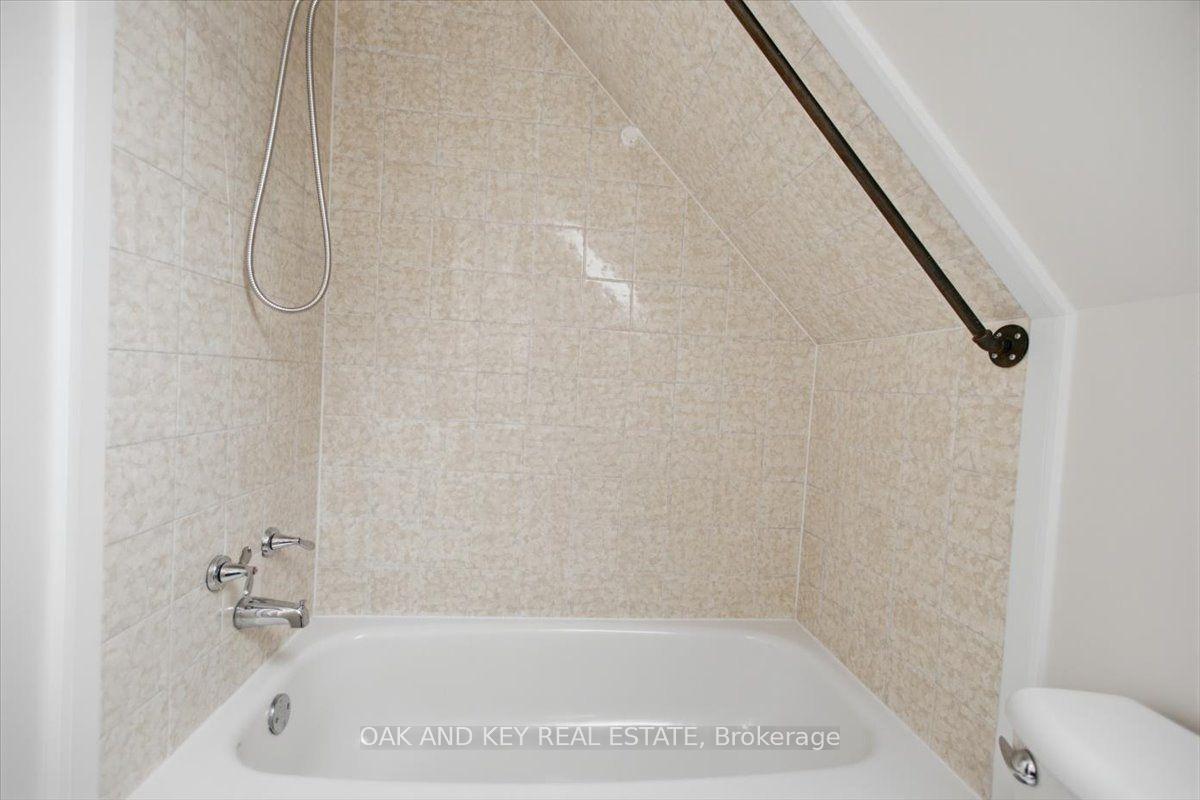 Photo 35 of 15 Chancton Crescent, London, South Y — HOMEH