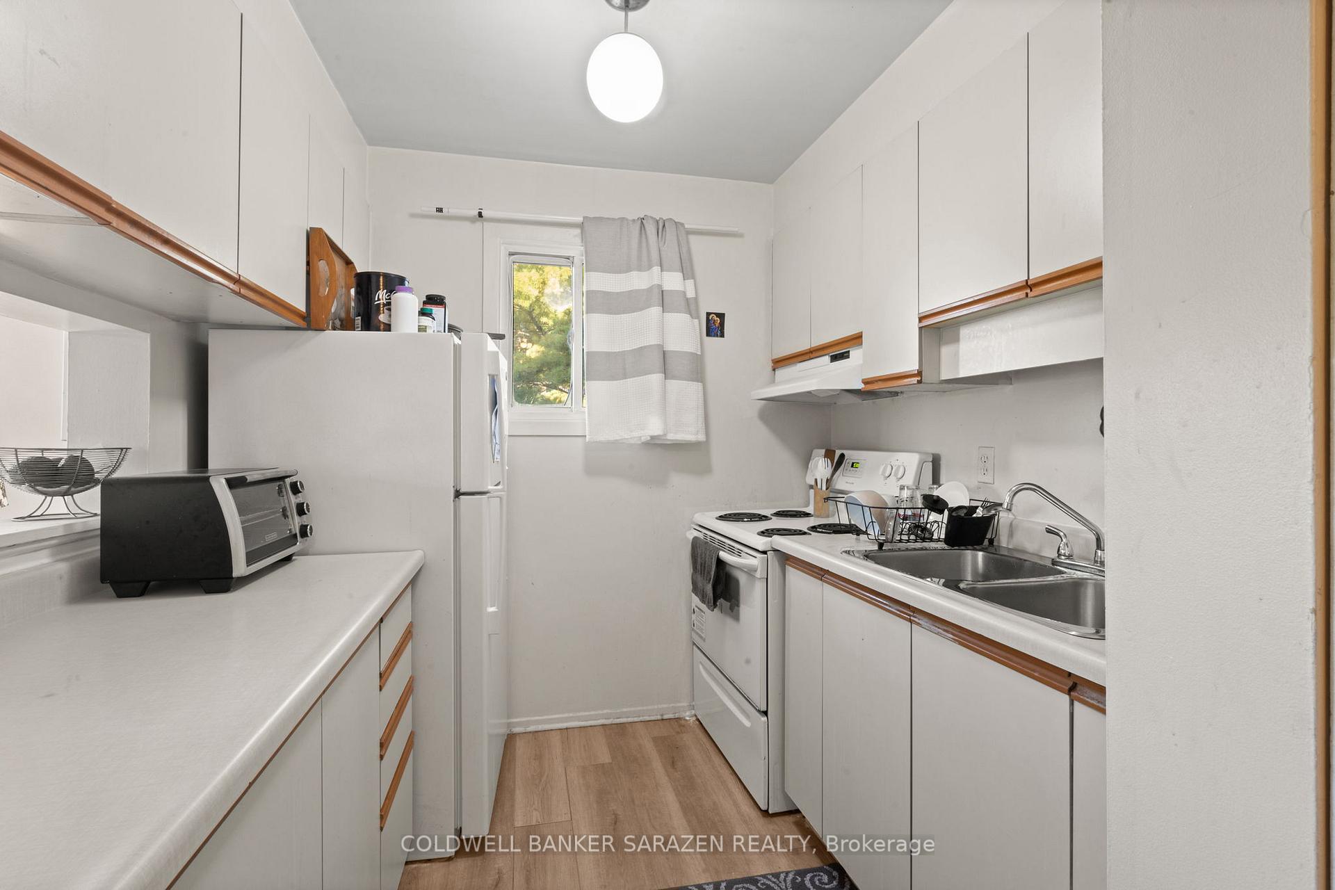 Photo 5 of Unit 209, 214 Viewmount Drive, Ottawa, Borden Farm/Stewart Farm/Carleton Heights/Parkwood Hills — HOMEH