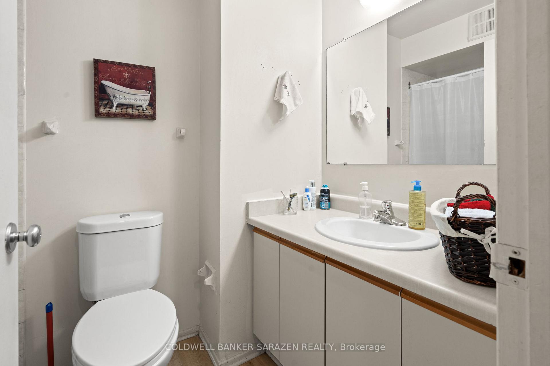 Photo 8 of Unit 209, 214 Viewmount Drive, Ottawa, Borden Farm/Stewart Farm/Carleton Heights/Parkwood Hills — HOMEH