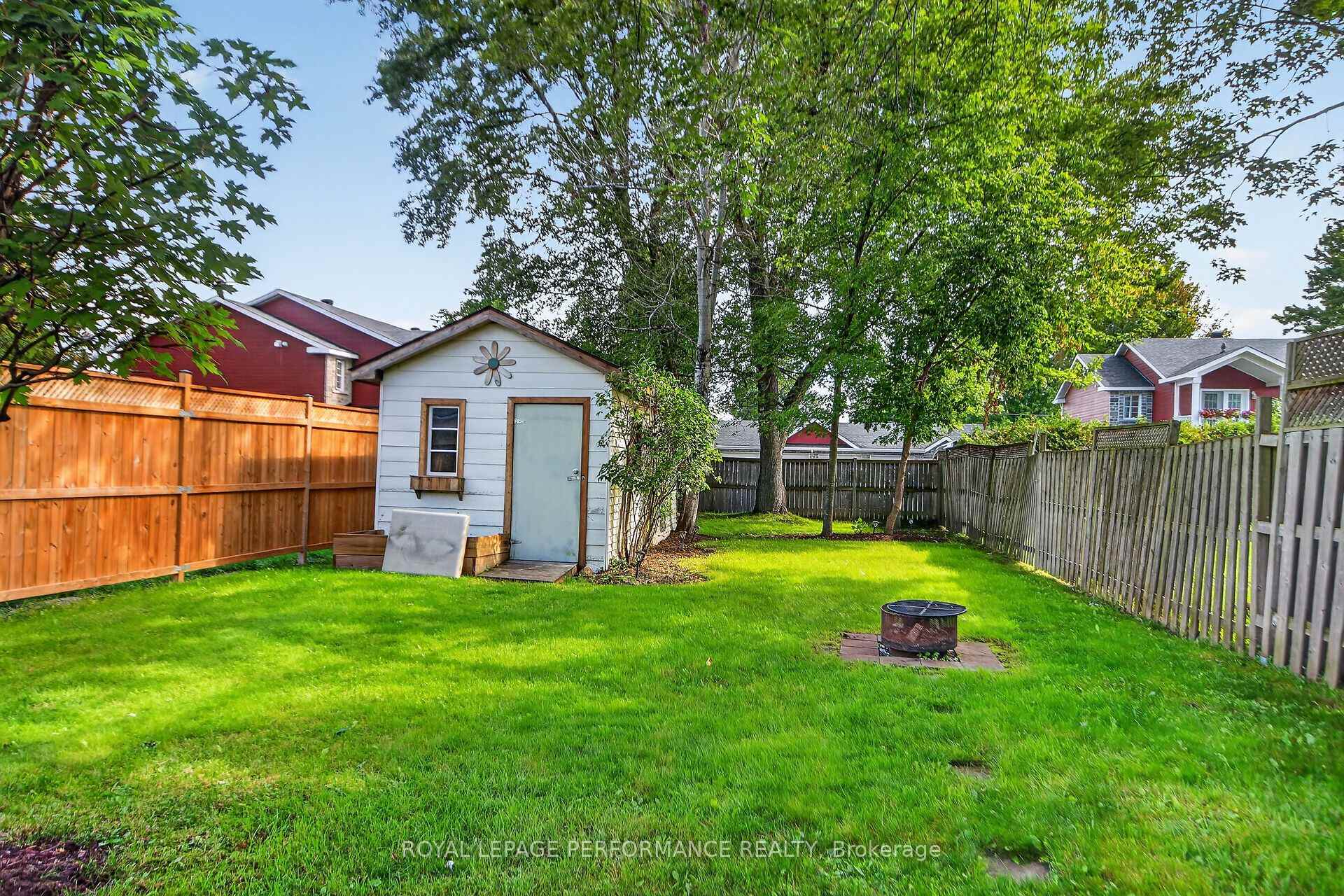 Photo 33 of 46 First Avenue, Russell, Village of Russell — HOMEH