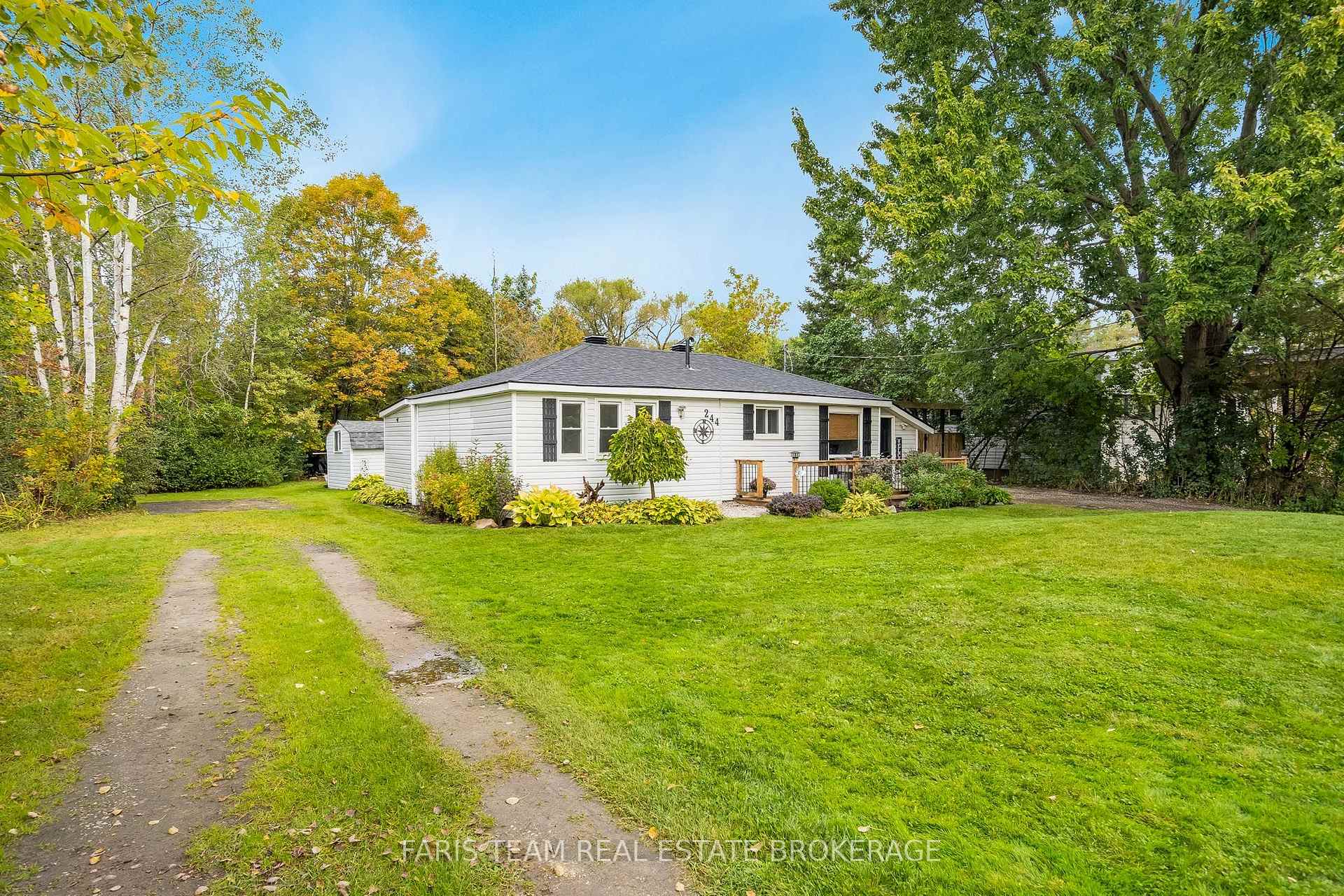 Photo of 244/250 Dignard Avenue