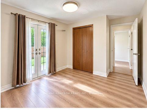 Photo 15 of 21 Clark Avenue, Markham, Thornhill — HOMEH