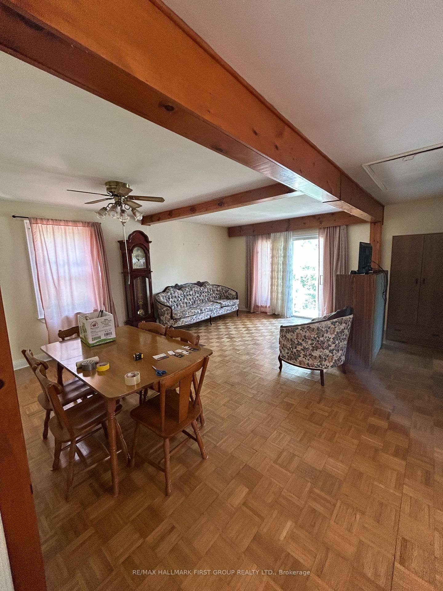 Photo 11 of 917 Green Street, Whitby, Downtown Whitby — HOMEH