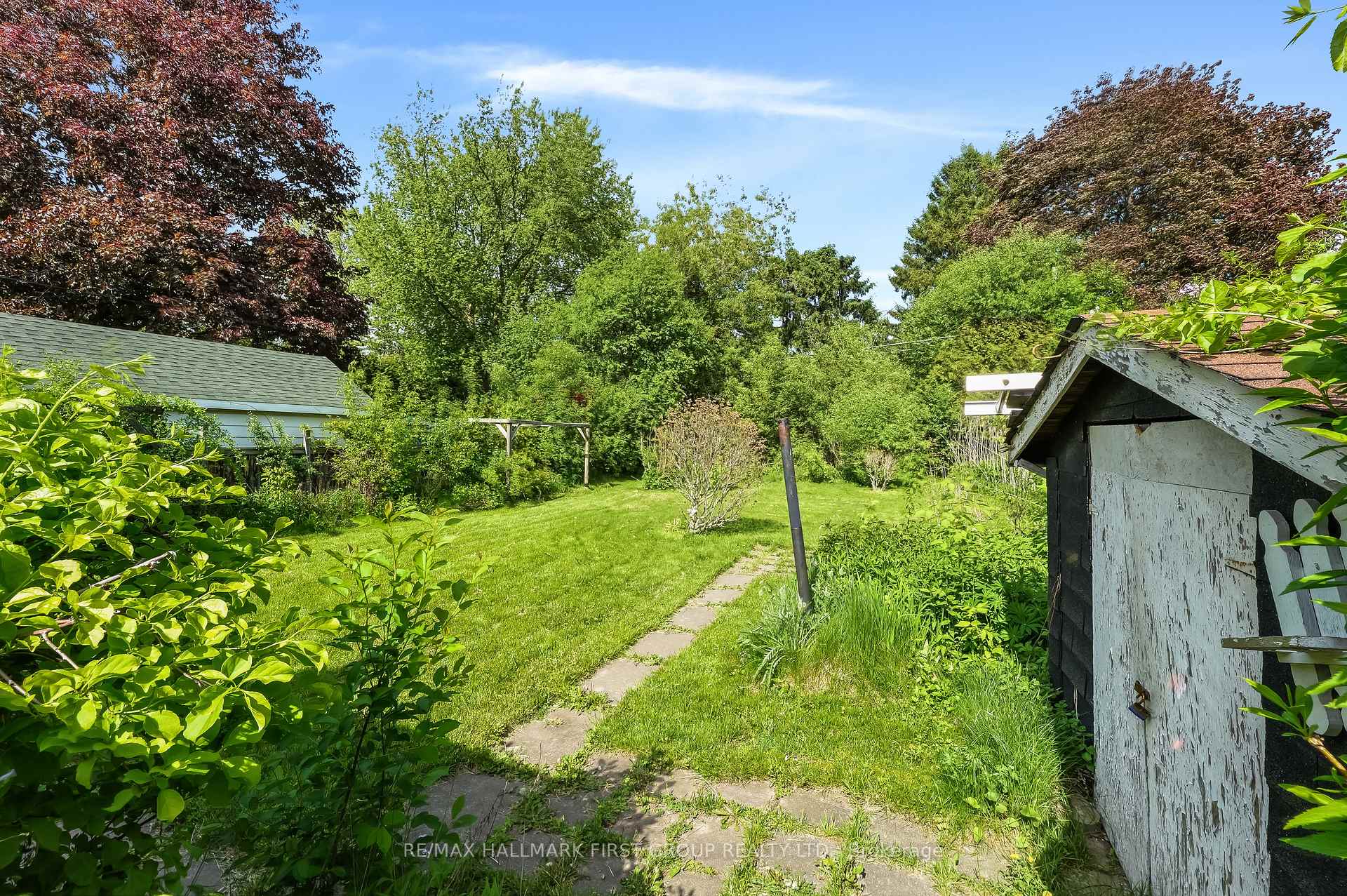 Photo 21 of 917 Green Street, Whitby, Downtown Whitby — HOMEH