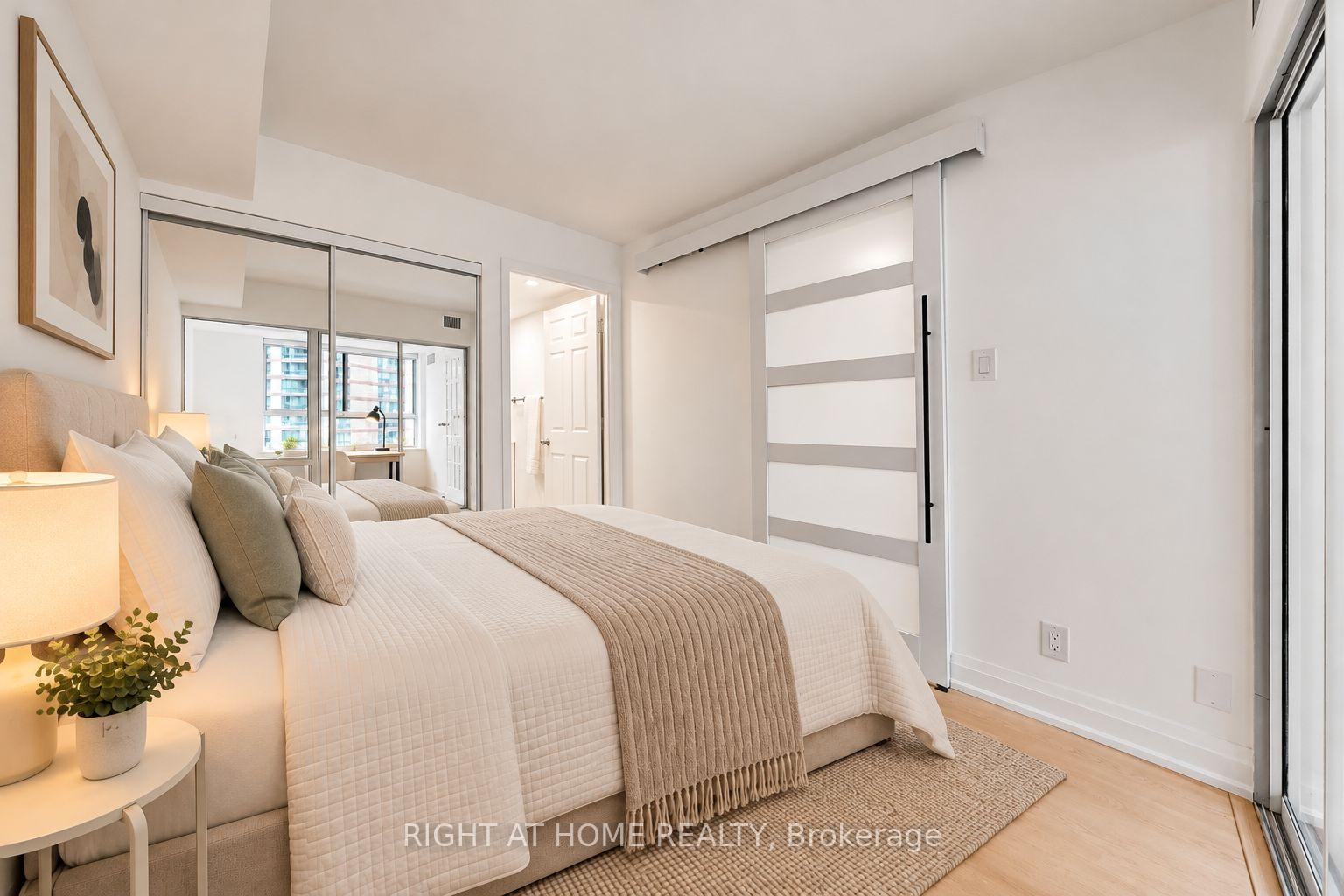 Photo 22 of Unit 909, 44 Gerrard Street W, Toronto, Bay Street Corridor — HOMEH