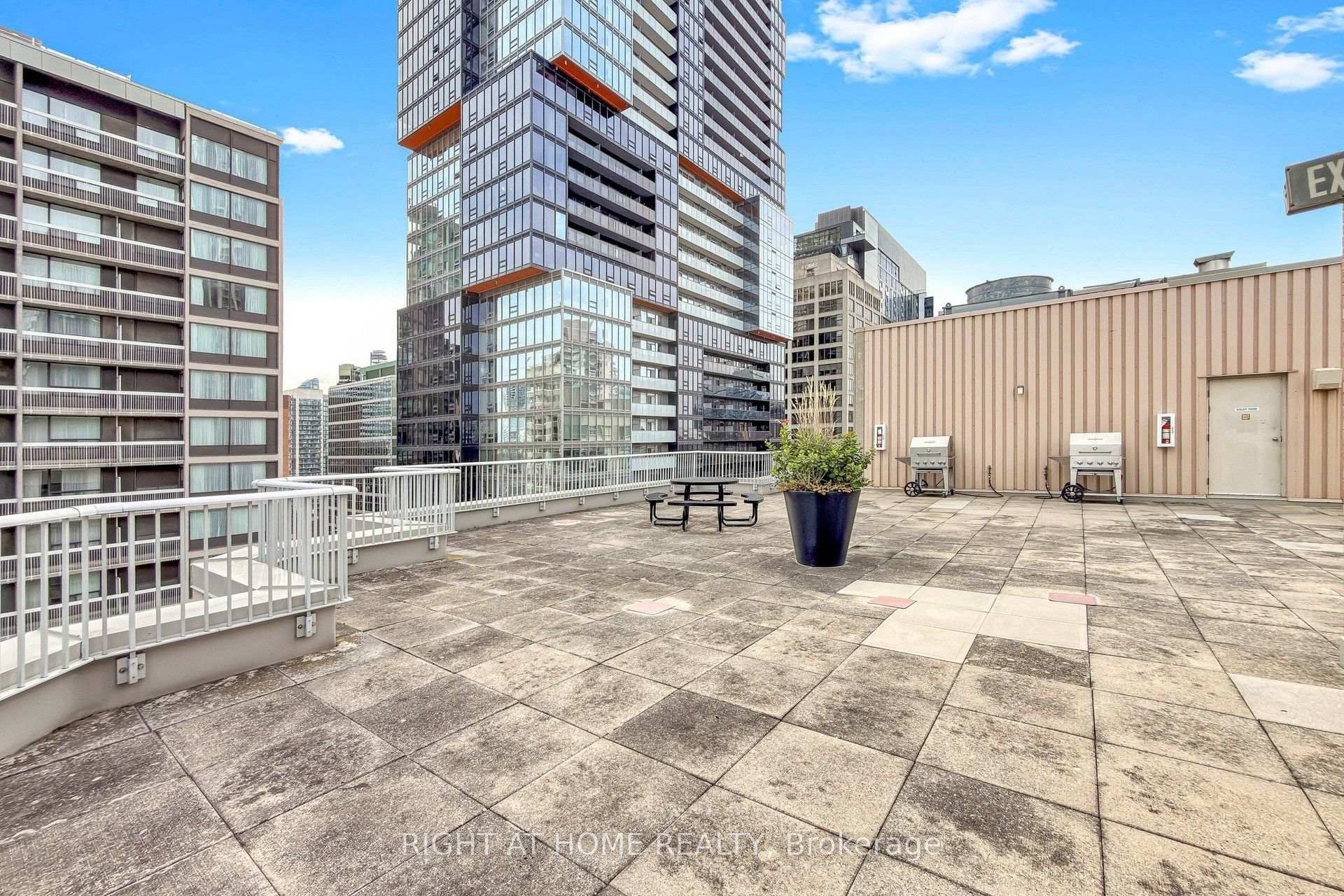Photo 38 of Unit 909, 44 Gerrard Street W, Toronto, Bay Street Corridor — HOMEH