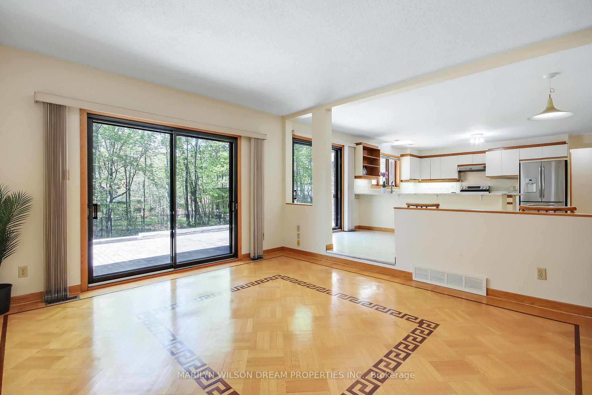Photo 14 of 65 Macnabb Place, Ottawa, Rockcliffe — HOMEH
