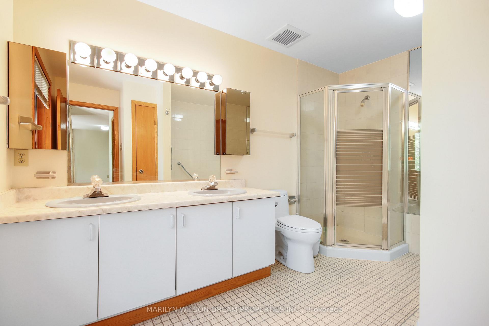Photo 19 of 65 Macnabb Place, Ottawa, Rockcliffe — HOMEH