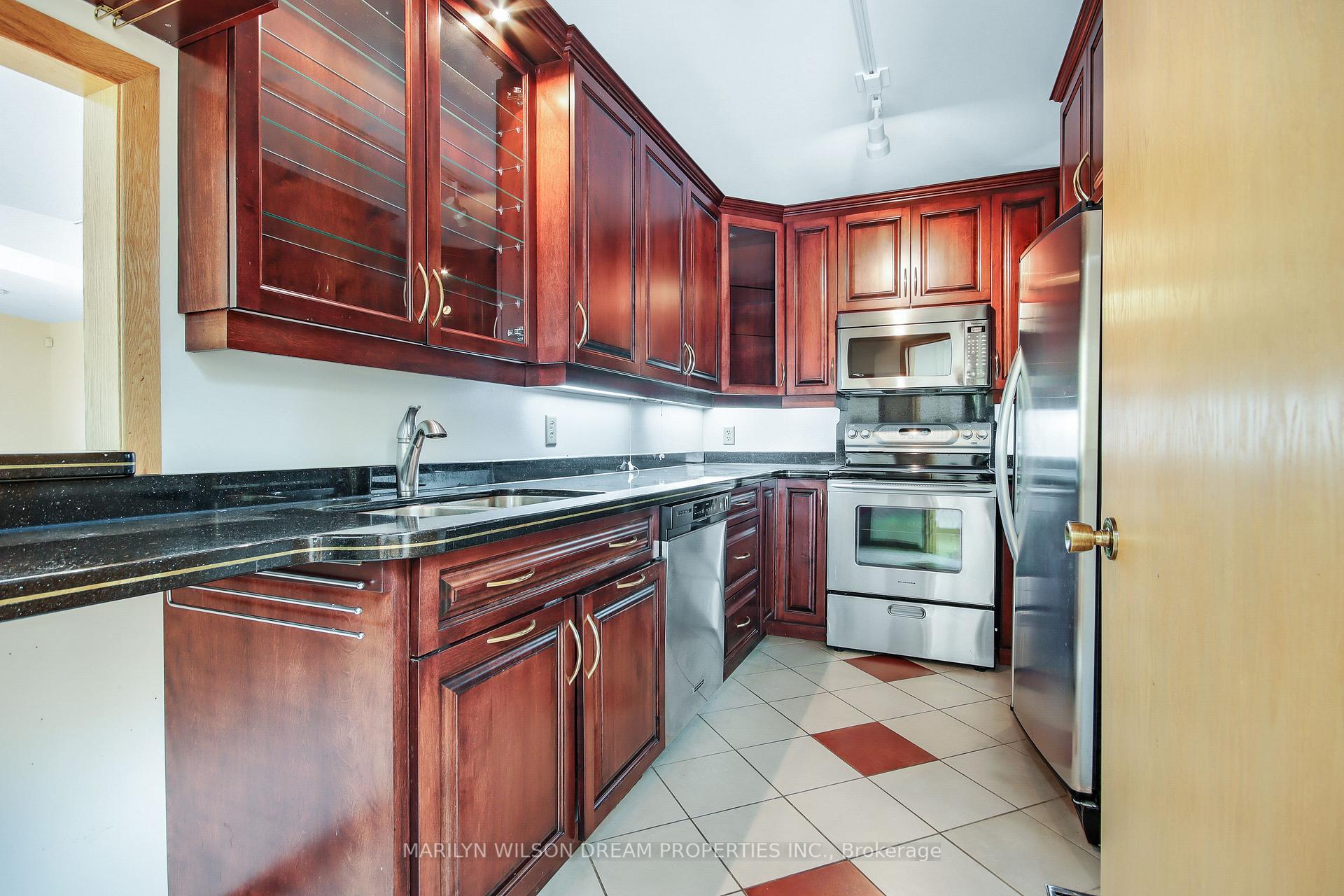 Photo 25 of 65 Macnabb Place, Ottawa, Rockcliffe — HOMEH