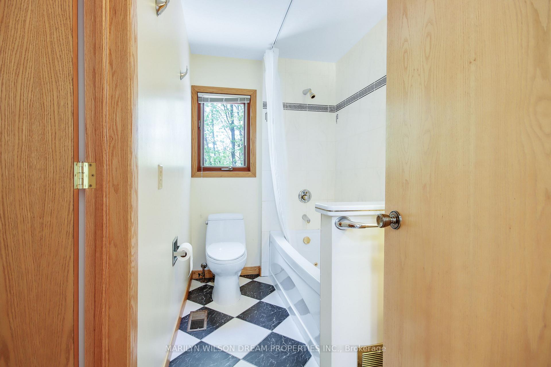 Photo 26 of 65 Macnabb Place, Ottawa, Rockcliffe — HOMEH