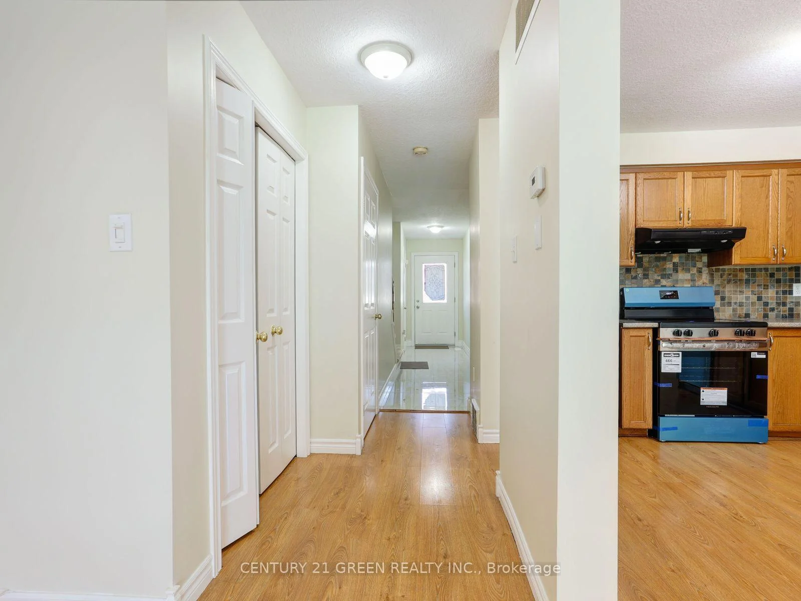 Photo 9 of 469 Activa Avenue, Kitchener, Larentian West — HOMEH