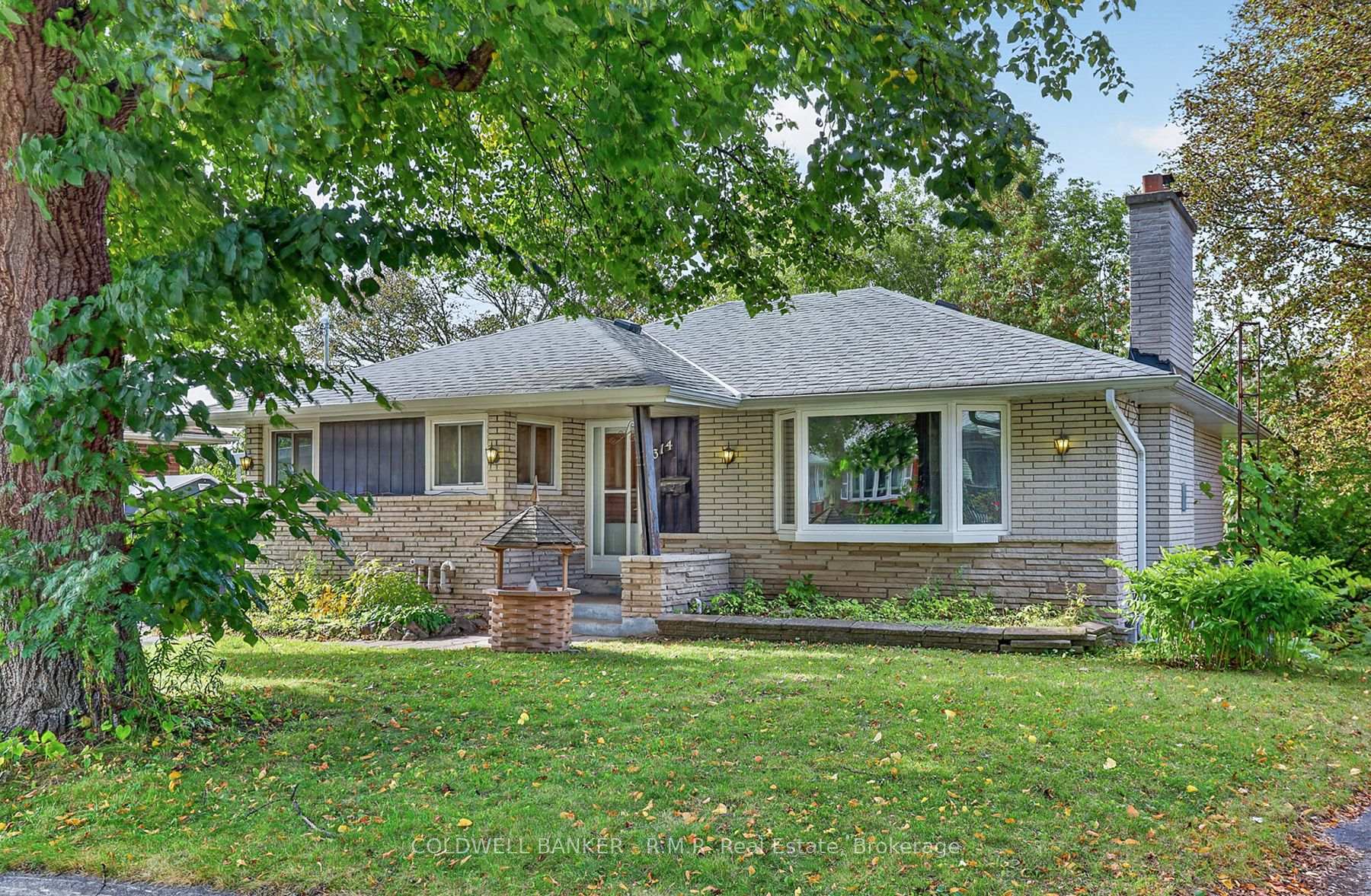 Photo 2 of 314 Dover Street, Oshawa, Eastdale — HOMEH