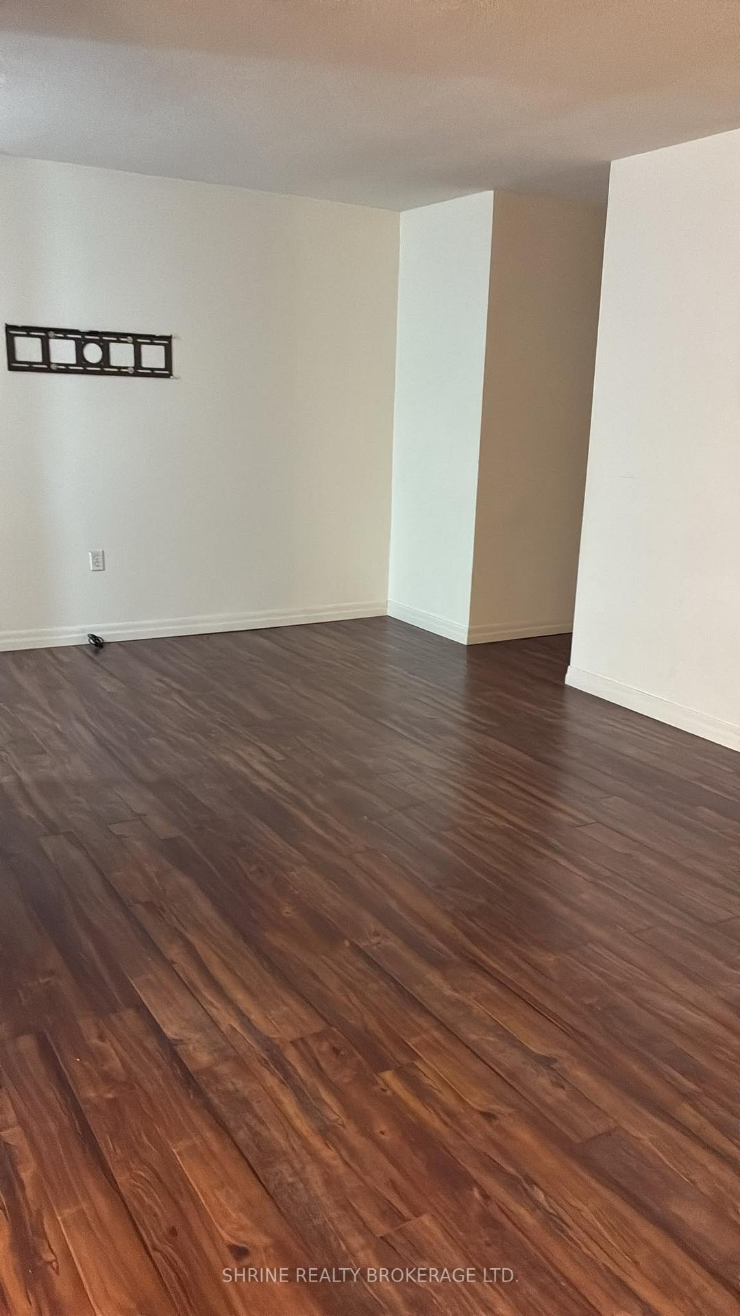 Photo of Unit 11, 685 Wonderland Road S