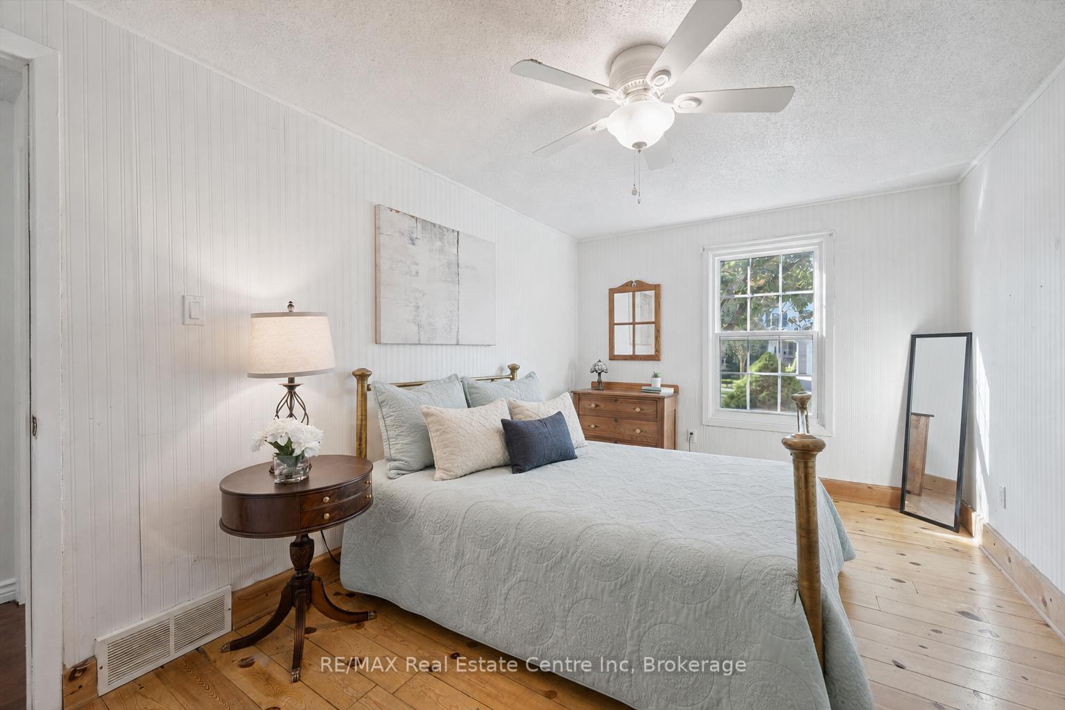 Photo 8 of 12 Mccartney Road, Guelph, Willow West/Sugarbush/West Acres — HOMEH