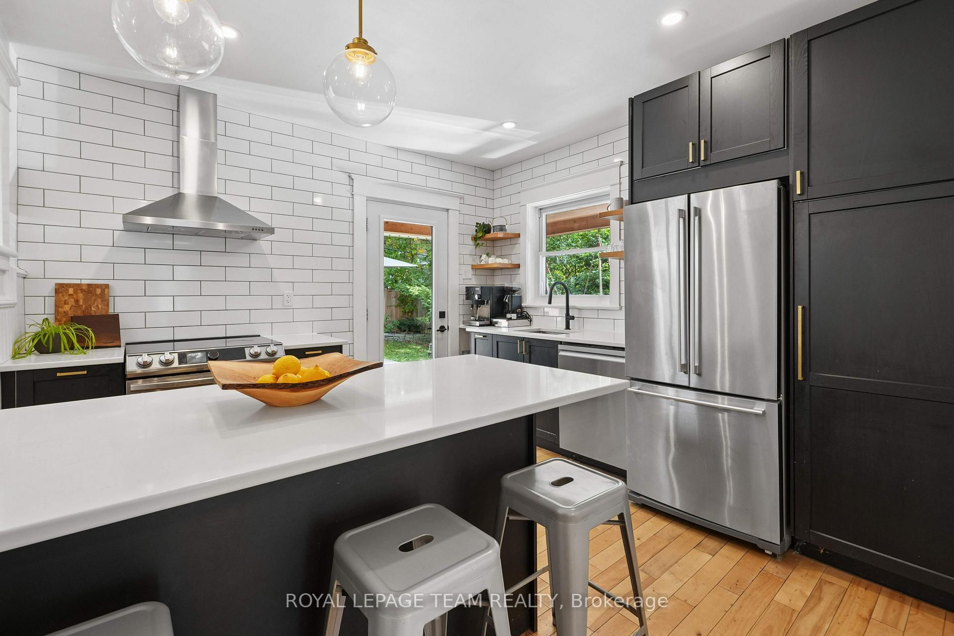Photo 15 of 117 Fairmont Avenue, Ottawa, Hintonburg — HOMEH