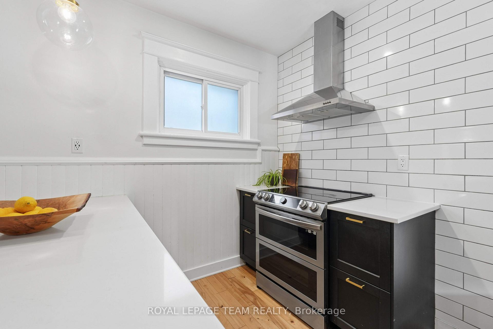 Photo 16 of 117 Fairmont Avenue, Ottawa, Hintonburg — HOMEH