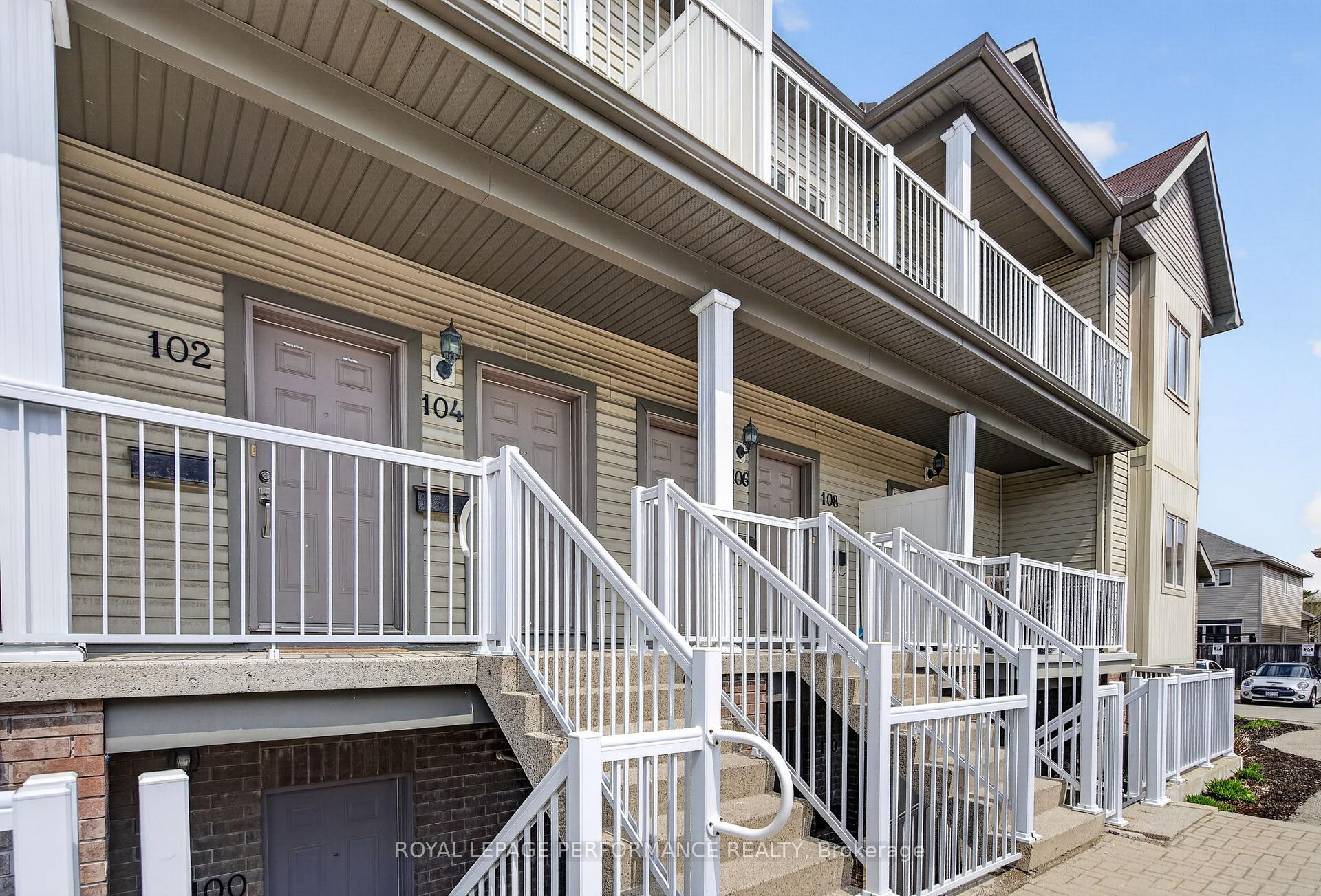 Photo 2 of 104 Sternes Private, Ottawa, Springridge/East Village — HOMEH