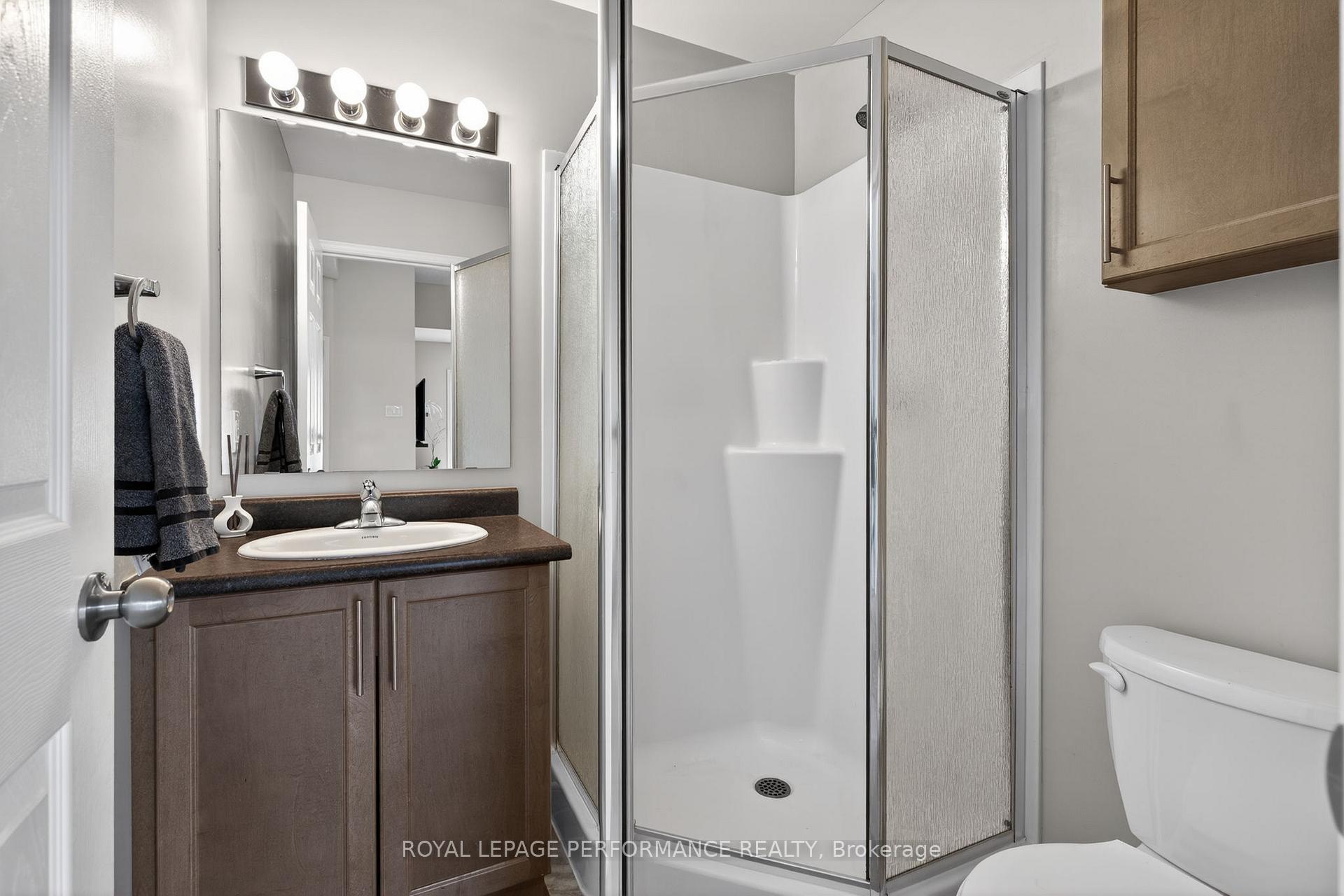 Photo 23 of 104 Sternes Private, Ottawa, Springridge/East Village — HOMEH