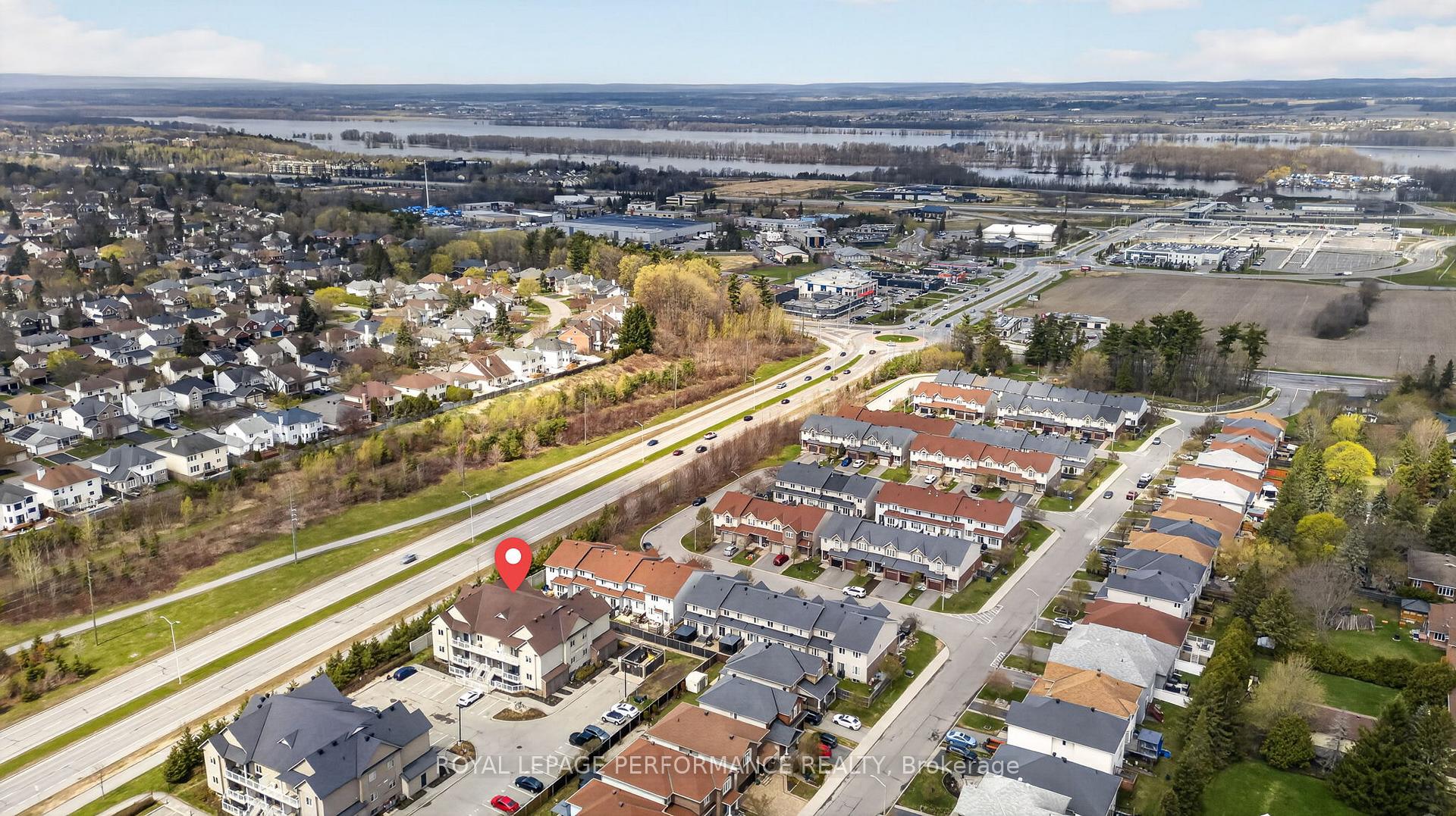 Photo 28 of 104 Sternes Private, Ottawa, Springridge/East Village — HOMEH