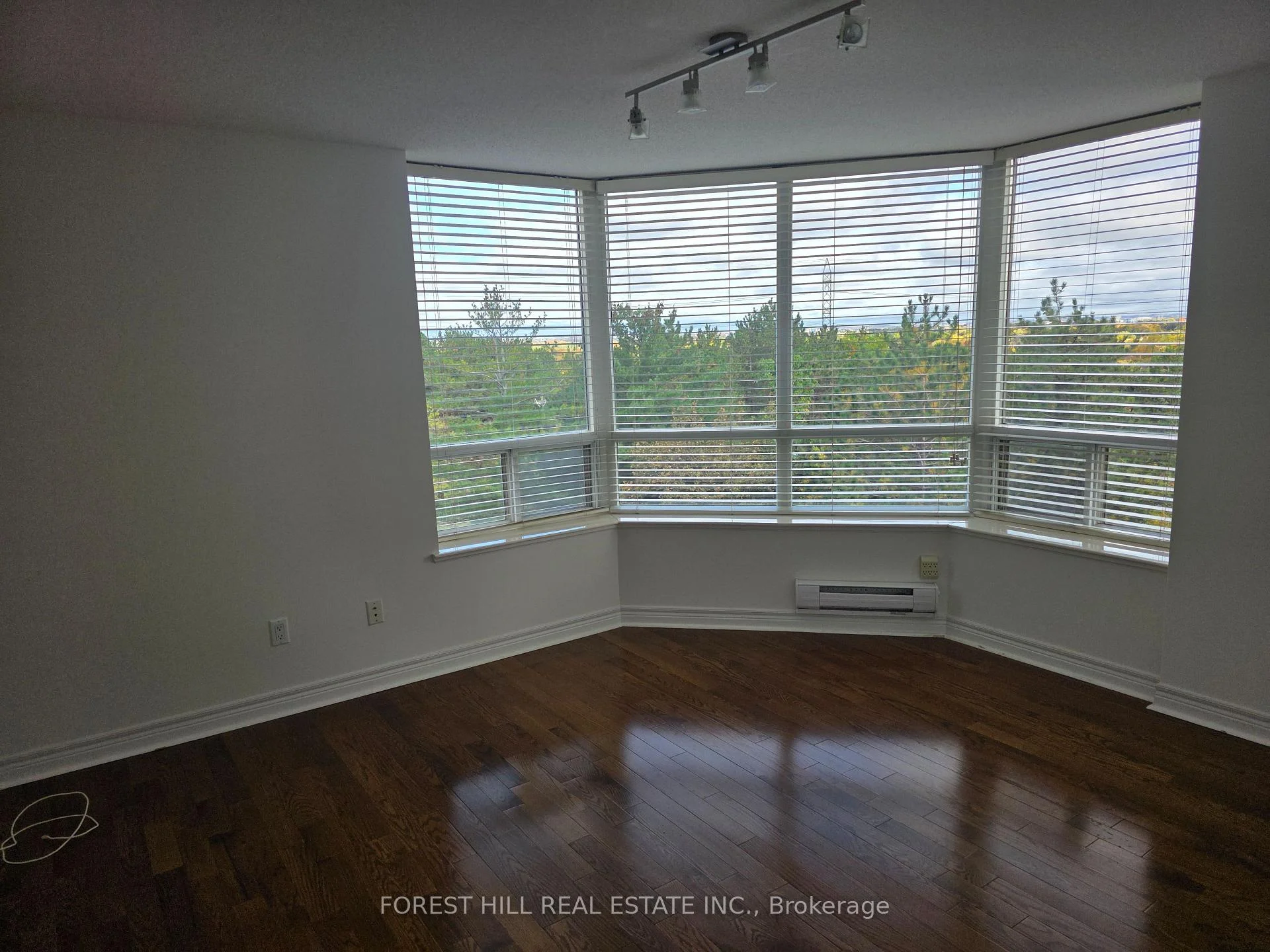 Photo 20 of Unit 609, 89 Skymark Drive, North York, Hillcrest Village — HOMEH