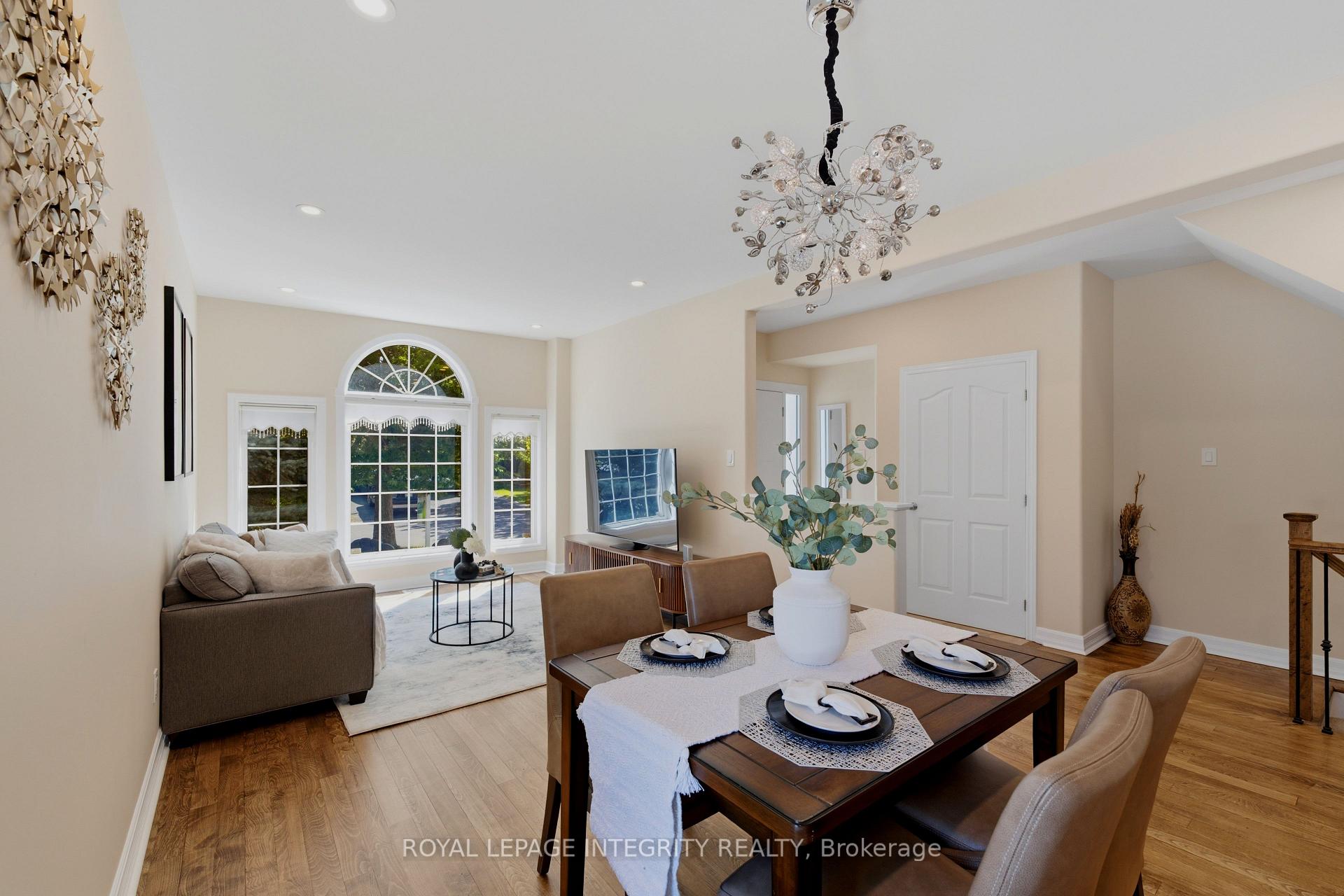 Photo 7 of 119 Woliston Crescent, Ottawa, Kanata - Morgan's Grant/South March — HOMEH