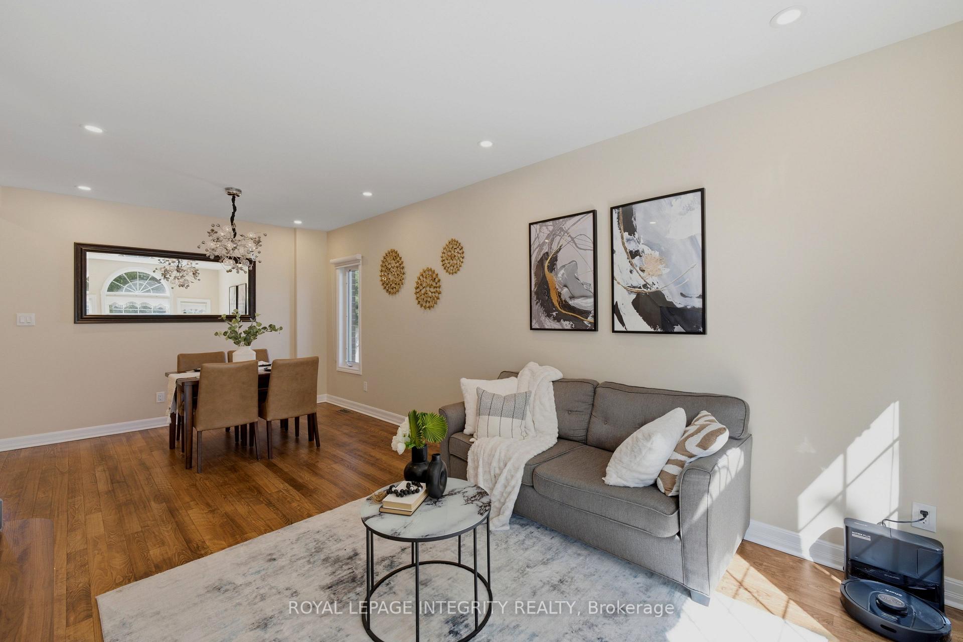 Photo 12 of 119 Woliston Crescent, Ottawa, Kanata - Morgan's Grant/South March — HOMEH