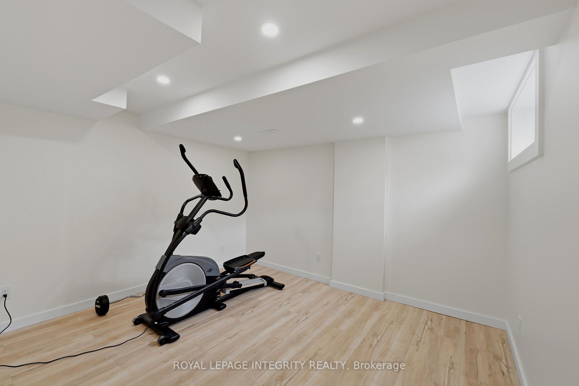 Photo 41 of 119 Woliston Crescent, Ottawa, Kanata - Morgan's Grant/South March — HOMEH