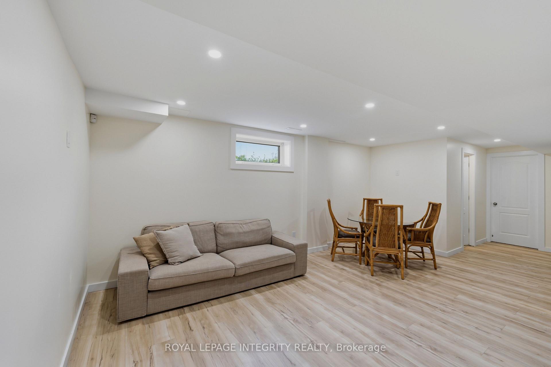 Photo 42 of 119 Woliston Crescent, Ottawa, Kanata - Morgan's Grant/South March — HOMEH
