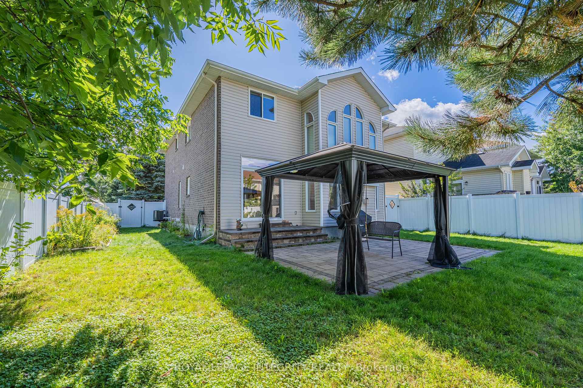 Photo 46 of 119 Woliston Crescent, Ottawa, Kanata - Morgan's Grant/South March — HOMEH