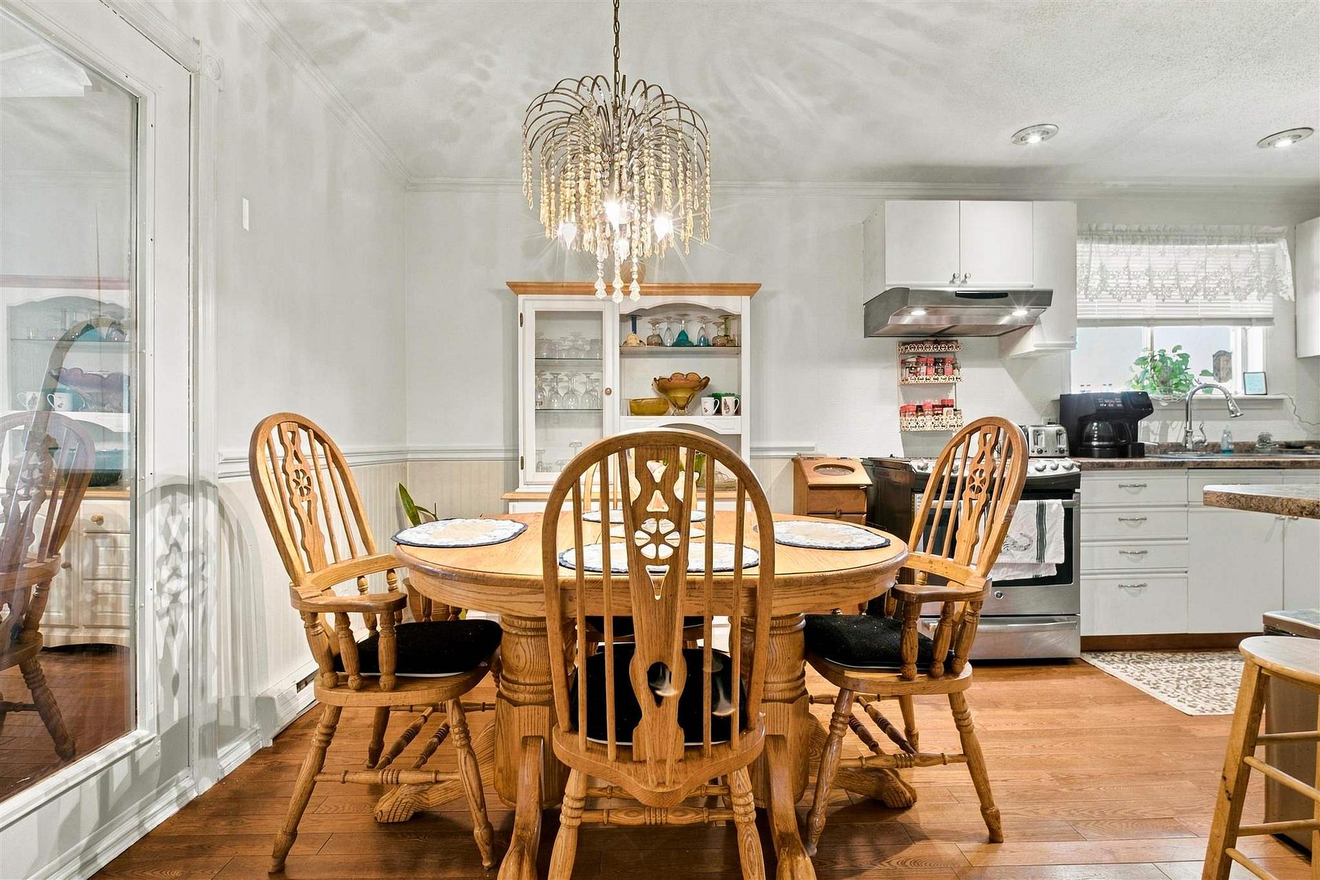 Photo 10 of 34 Sutton Place, Sault Ste Marie, Ward 1 — HOMEH