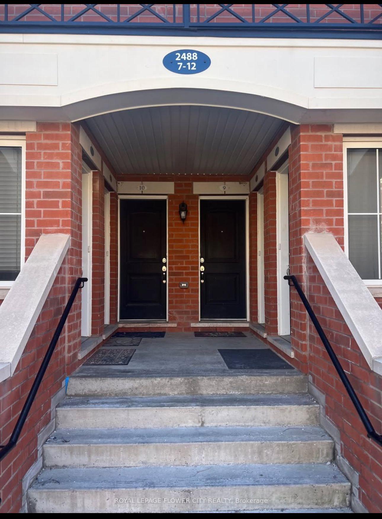 Photo 2 of Unit 9, 2488 Post Road, Oakville, River Oaks — HOMEH