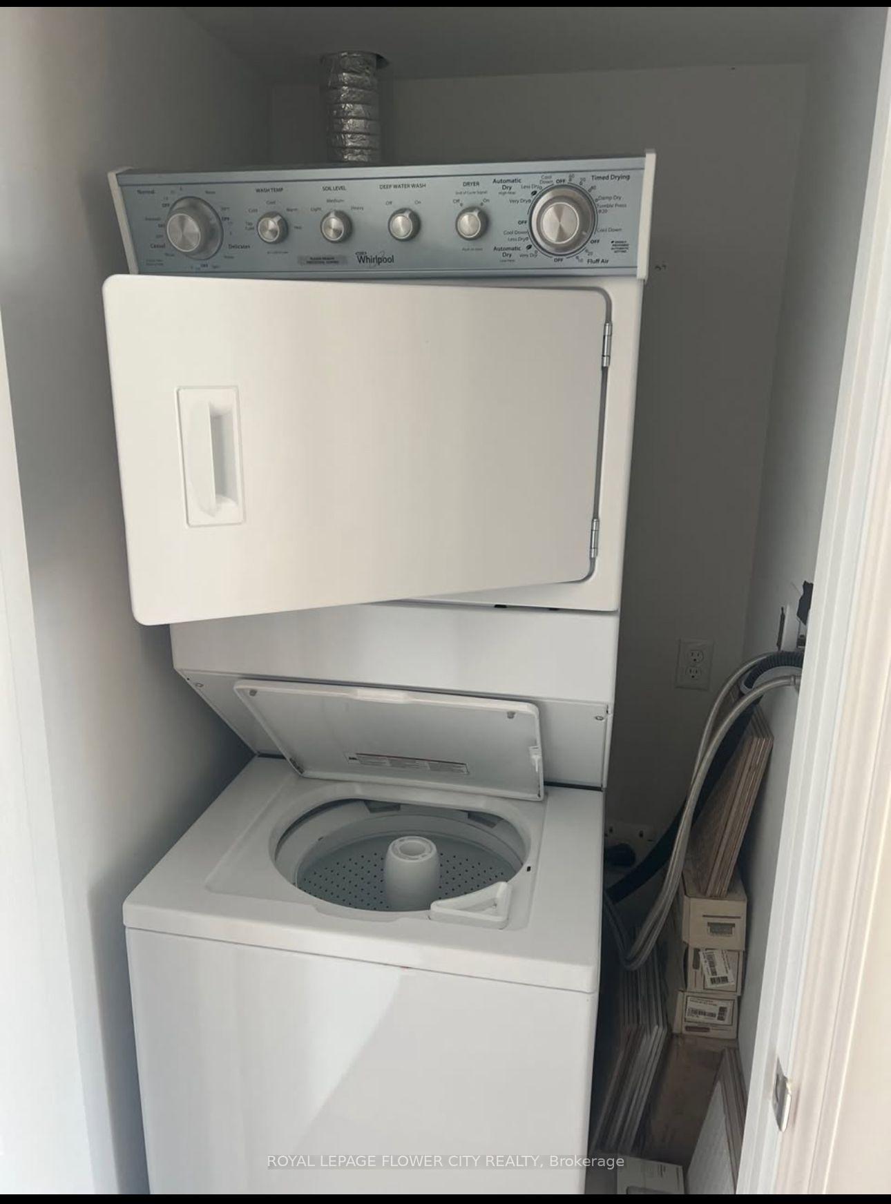 Photo 9 of Unit 9, 2488 Post Road, Oakville, River Oaks — HOMEH