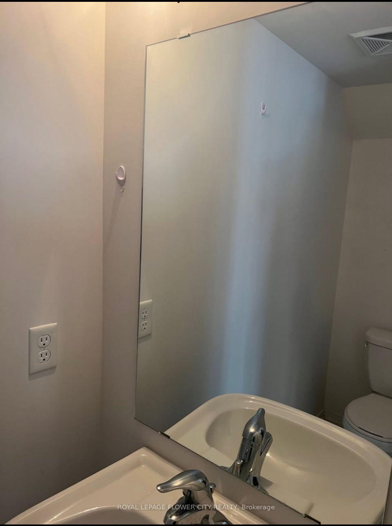 Photo 17 of Unit 9, 2488 Post Road, Oakville, River Oaks — HOMEH