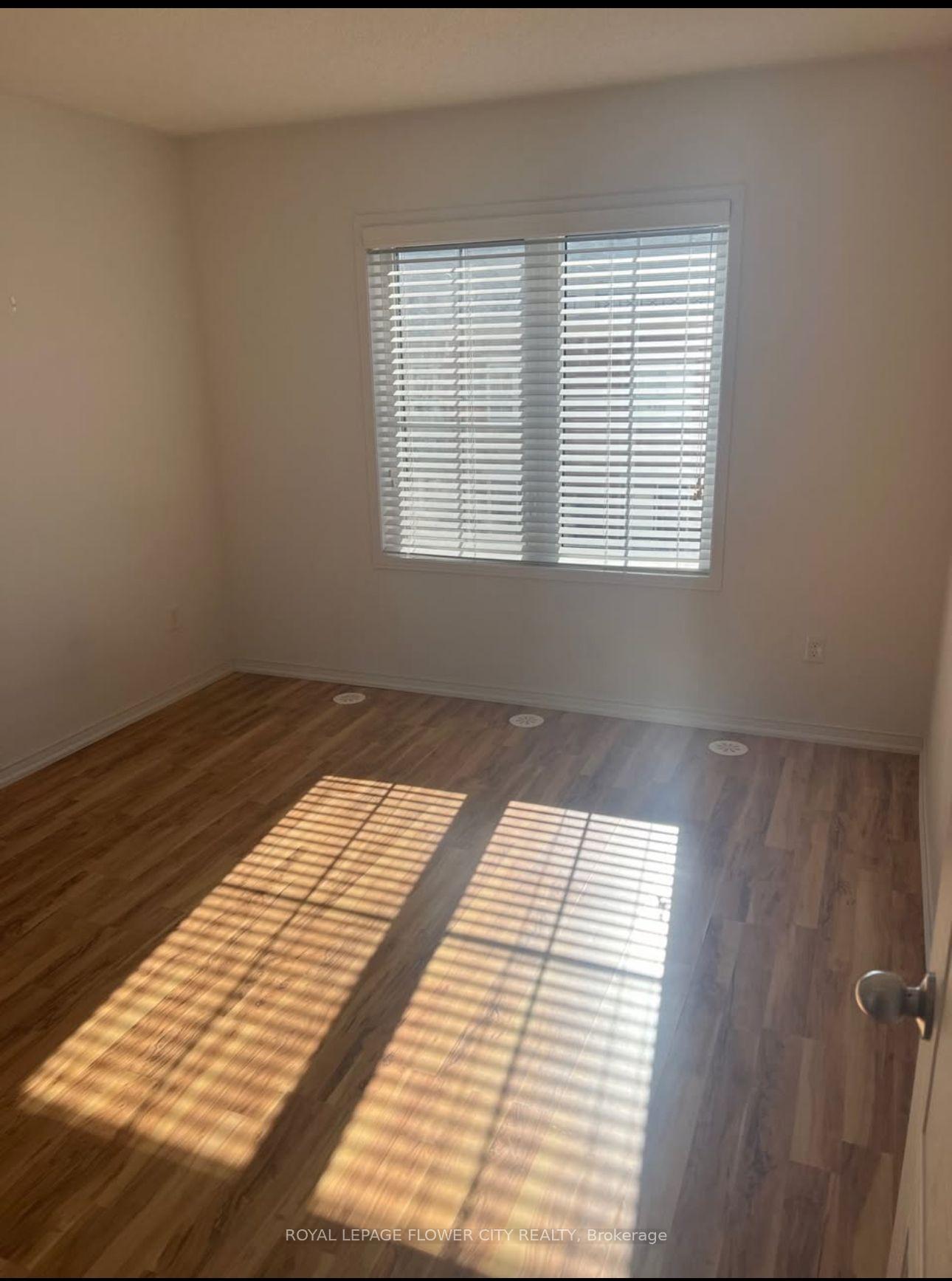 Photo 20 of Unit 9, 2488 Post Road, Oakville, River Oaks — HOMEH