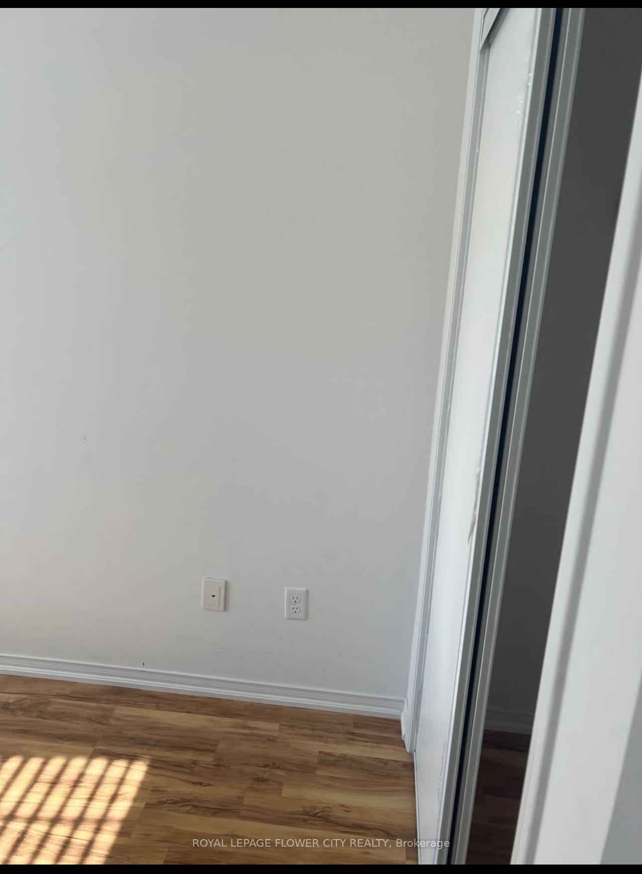 Photo 21 of Unit 9, 2488 Post Road, Oakville, River Oaks — HOMEH