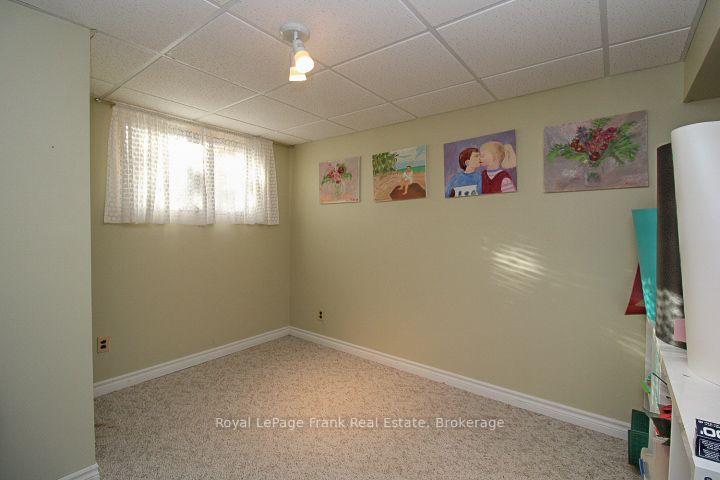 Photo 34 of 62 Springbrook Drive, Peterborough, Monaghan Ward 2 — HOMEH