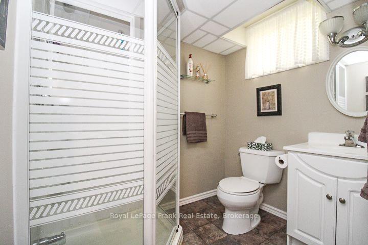Photo 41 of 62 Springbrook Drive, Peterborough, Monaghan Ward 2 — HOMEH