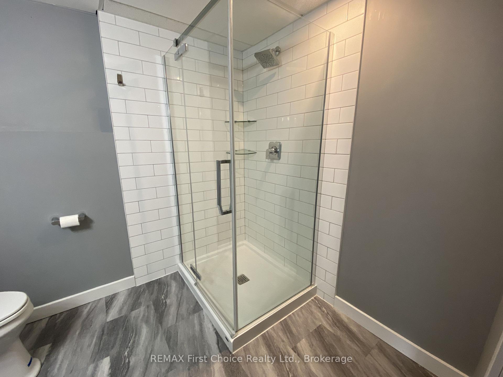 Photo 12 of 722 Catherine Street, Thunder Bay, Westfort — HOMEH