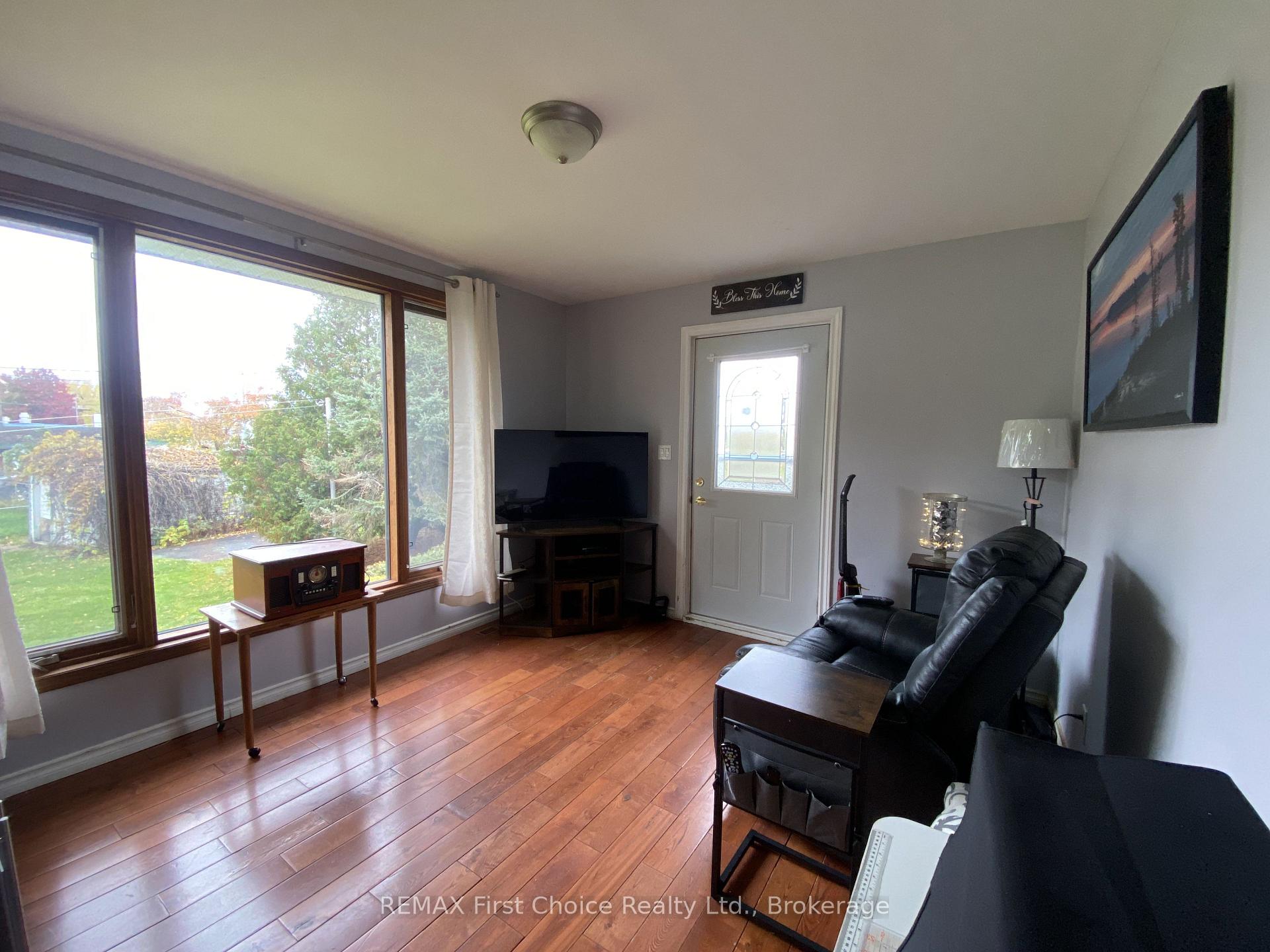 Photo 27 of 722 Catherine Street, Thunder Bay, Westfort — HOMEH
